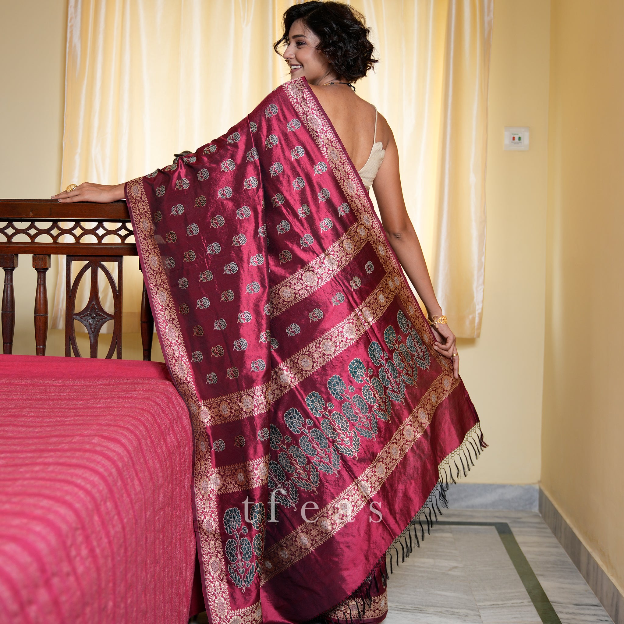 A very unique Baluchari from V&A's archive that has inspired us