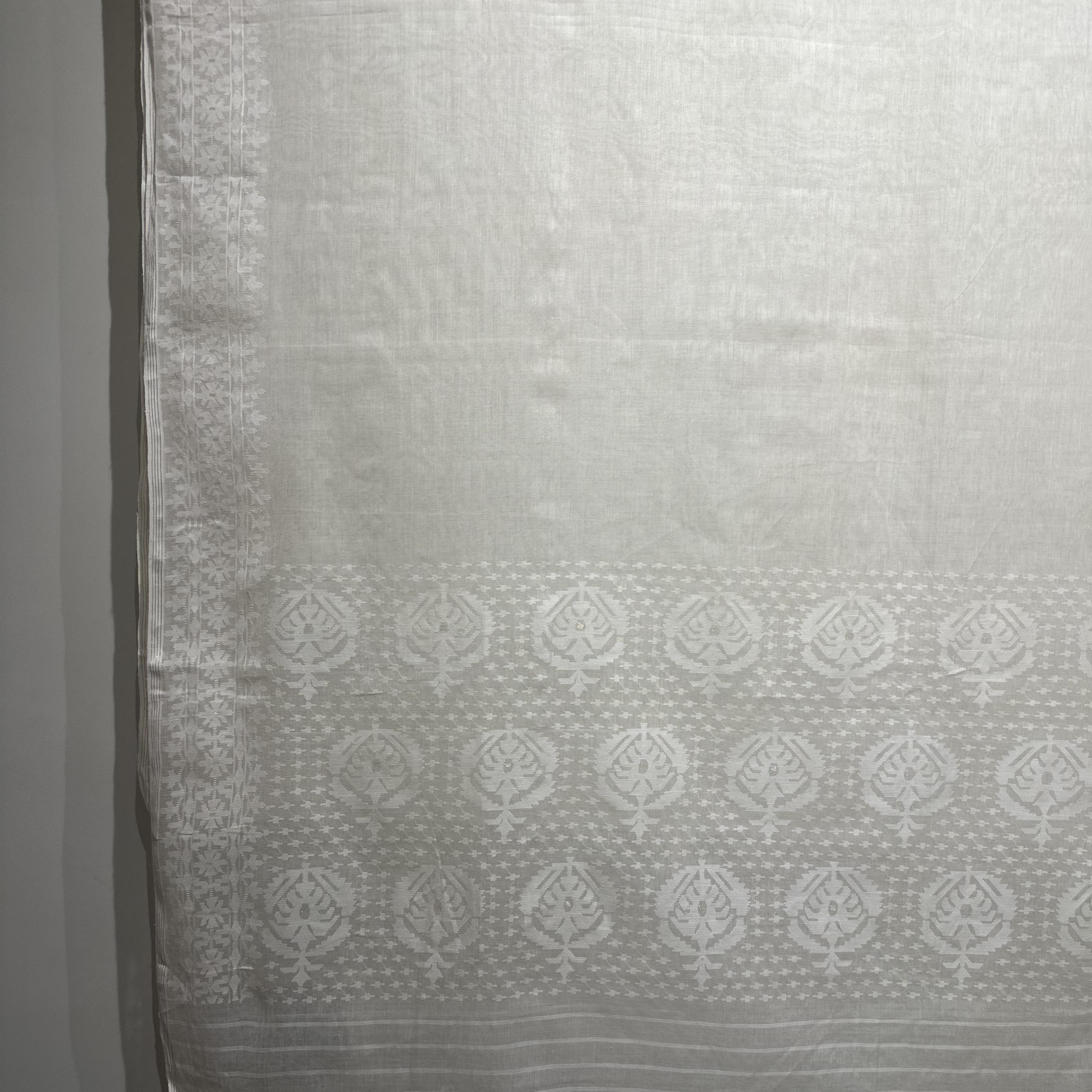 White and white Dhakai Jamdani