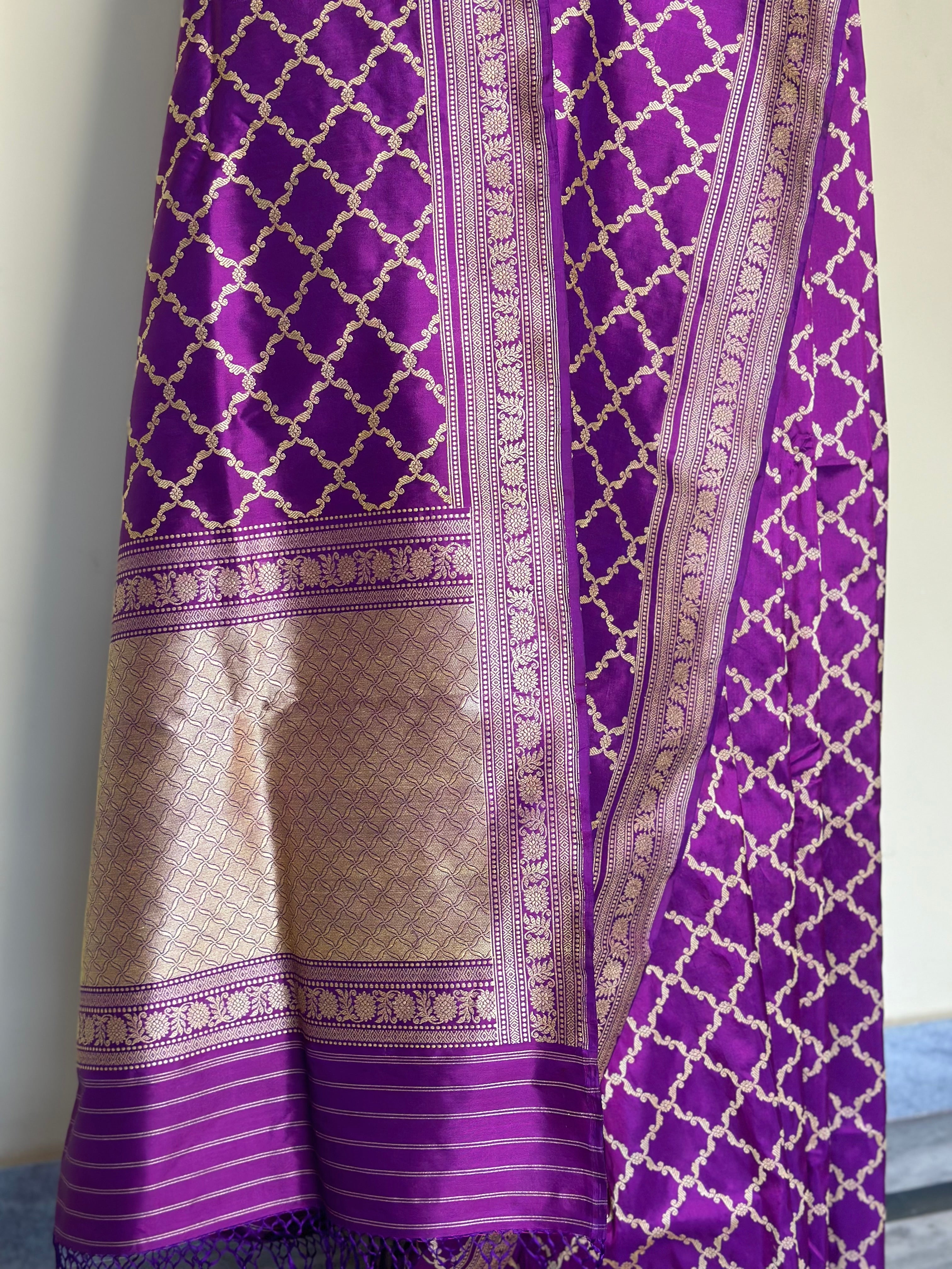 Purple Shot Color Khadwa Jaal Benarasi