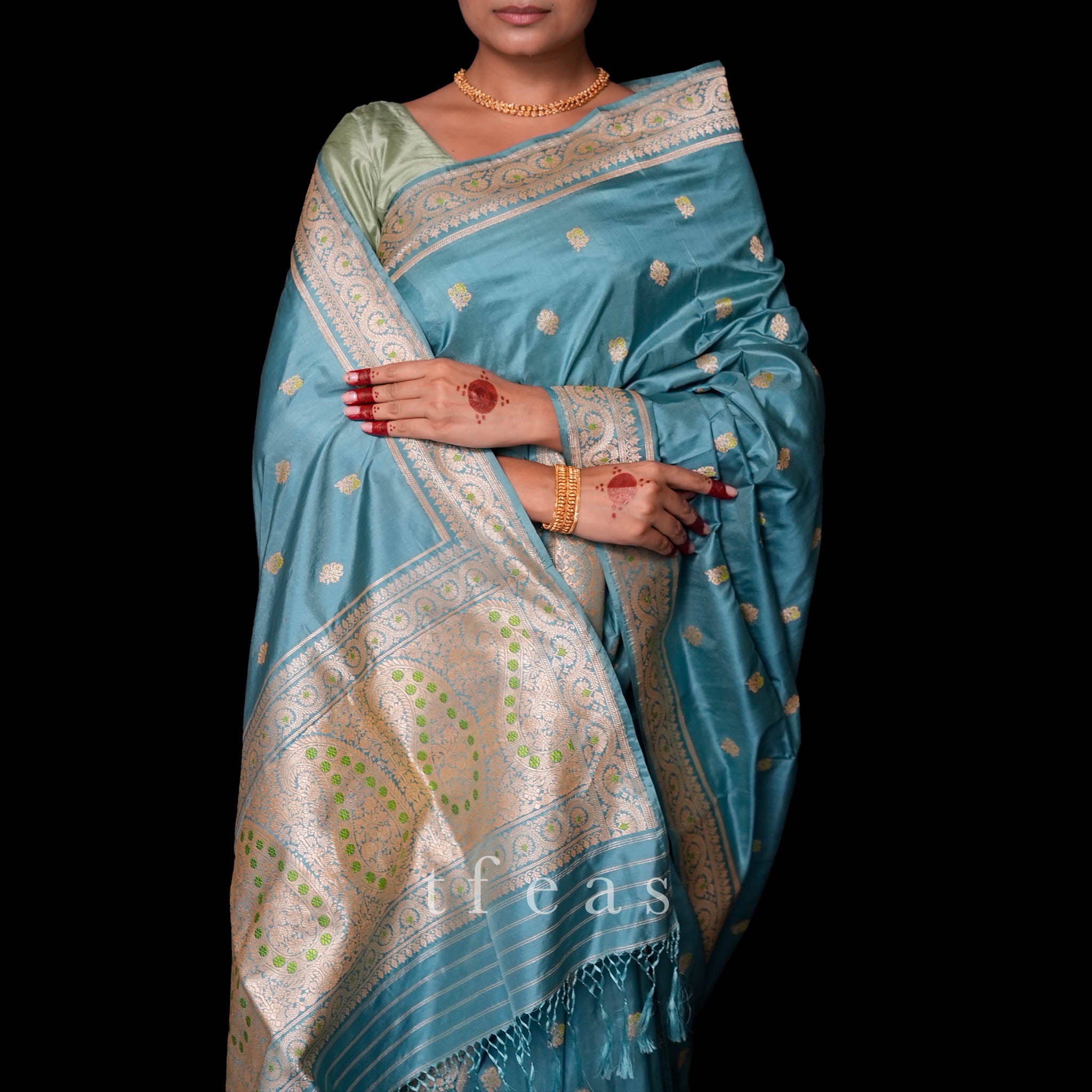 Grey-Blue Khadwa Benarasi with Two Different Butis and Minakari