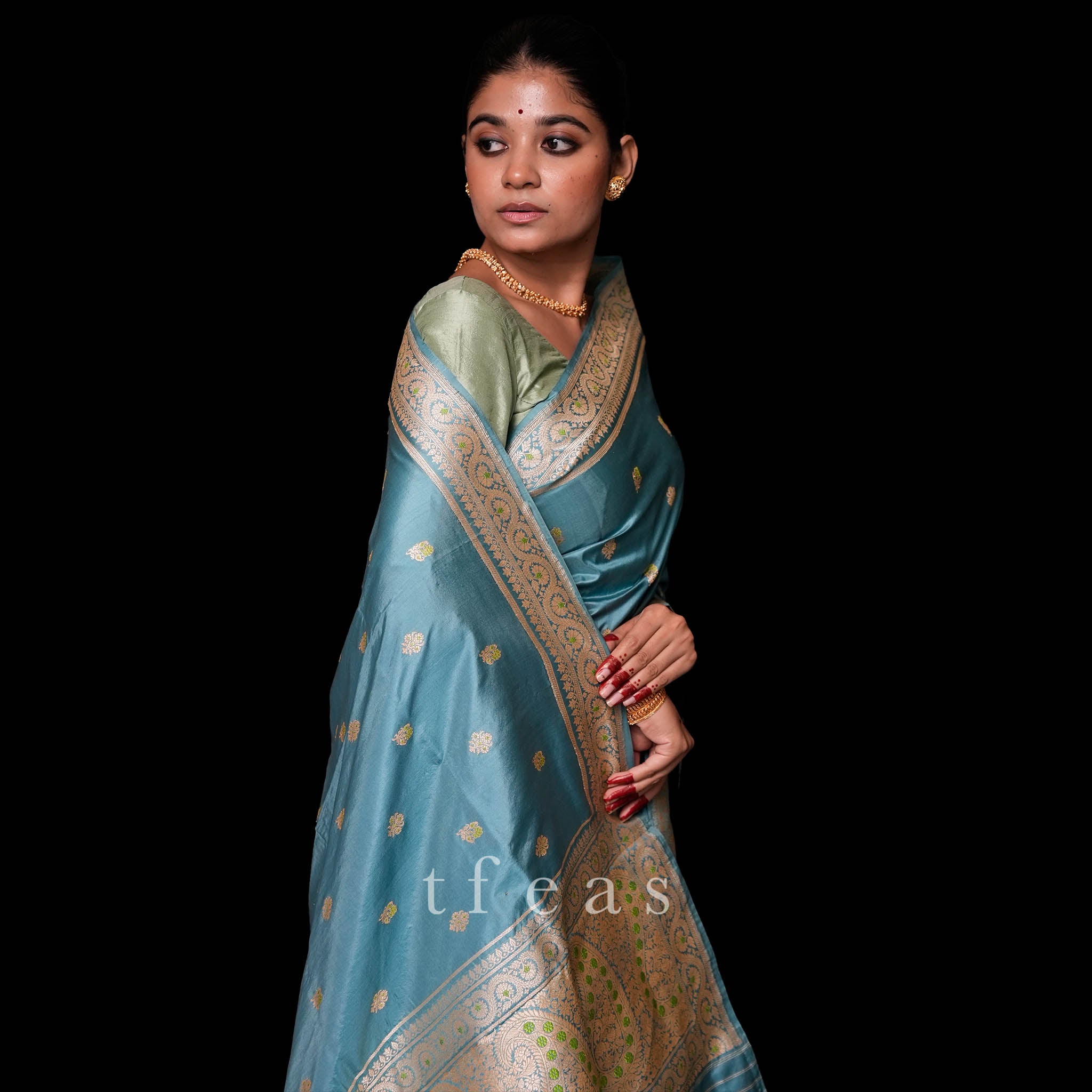 Grey-Blue Khadwa Benarasi with Two Different Butis and Minakari