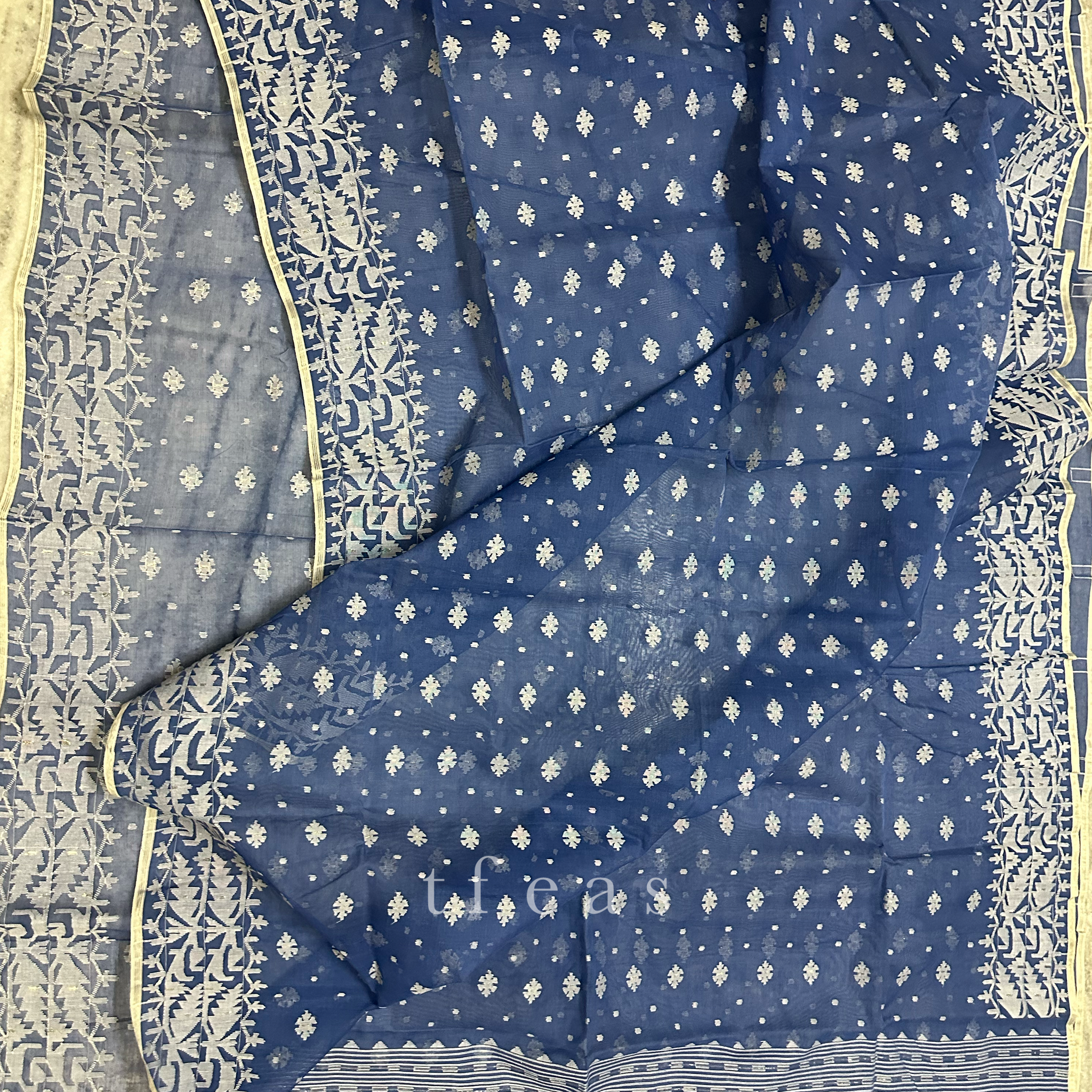 Blue and White Dhakai Jamdani
