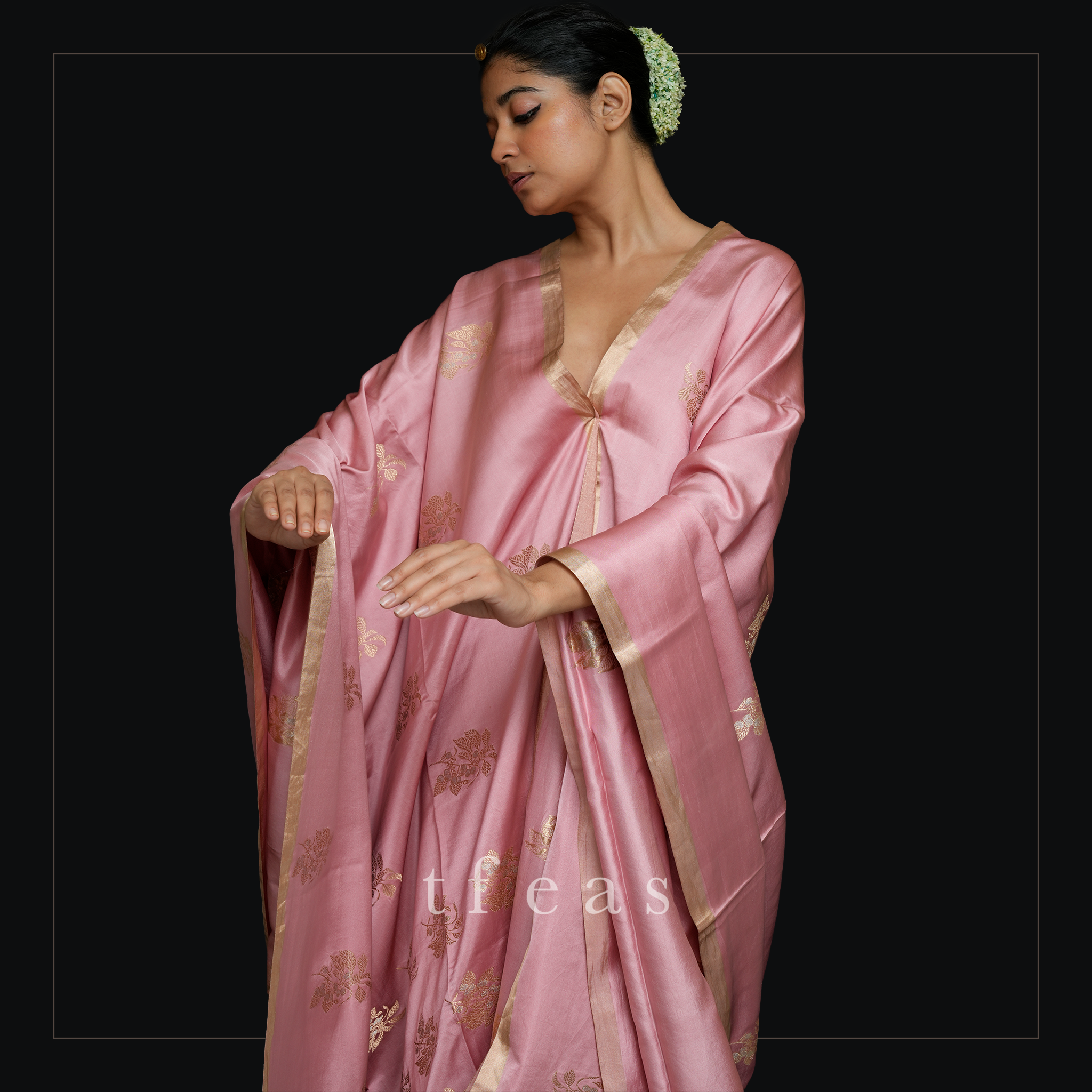Gazari Satin Khadwa Benarasi