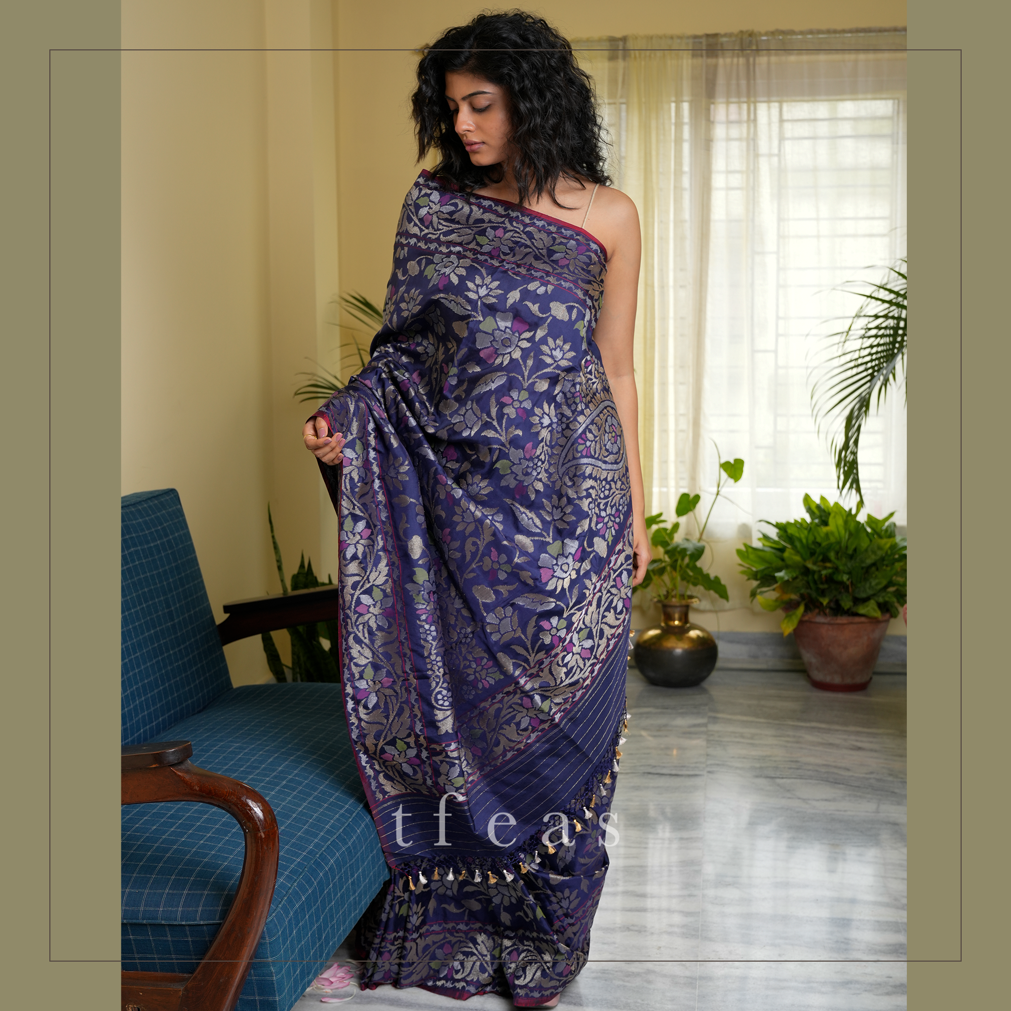 Nilambari - Real Zari Silk Benarasi Jamdani - A Masterpiece