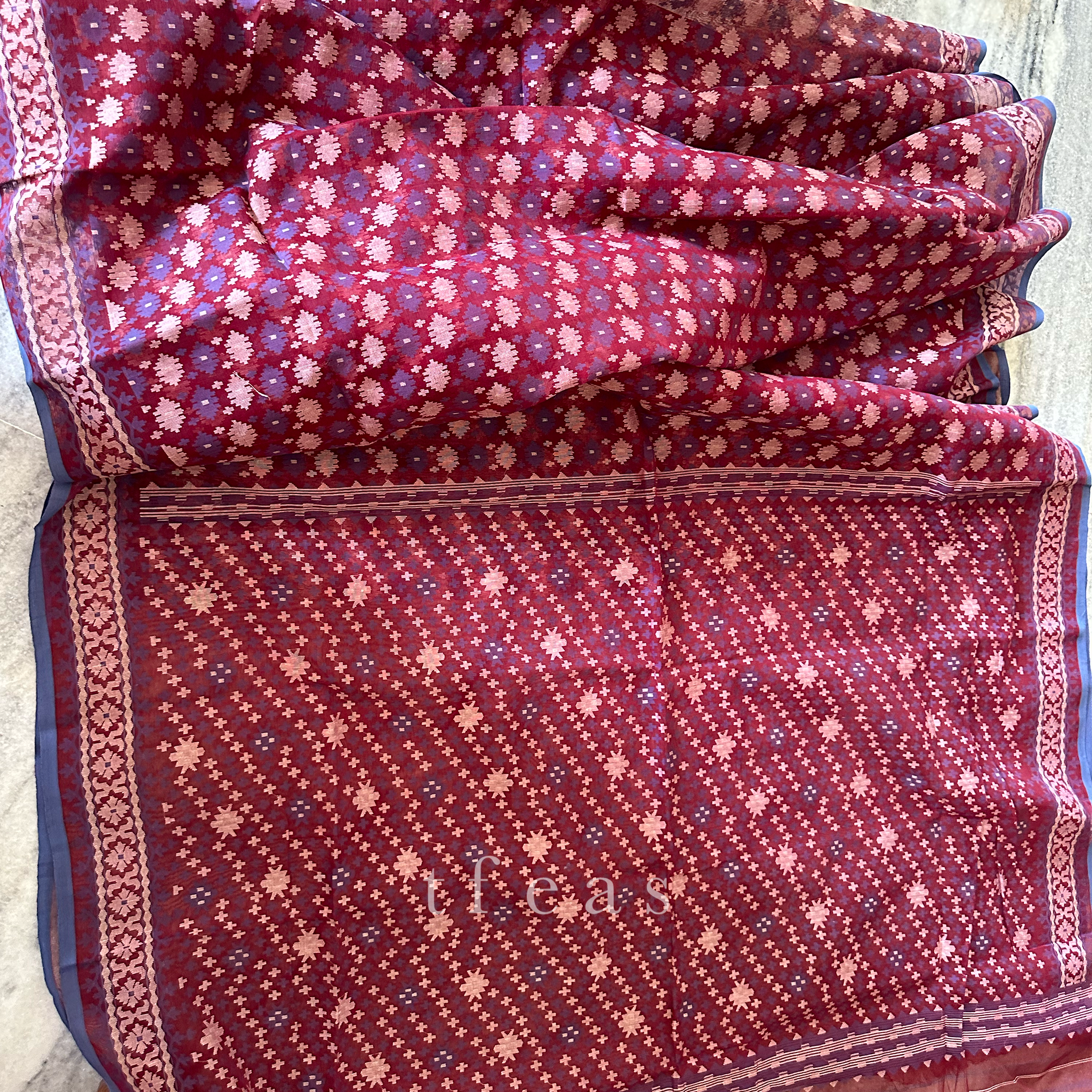 Maroon & Indigo Dhakai Jamdani Saree