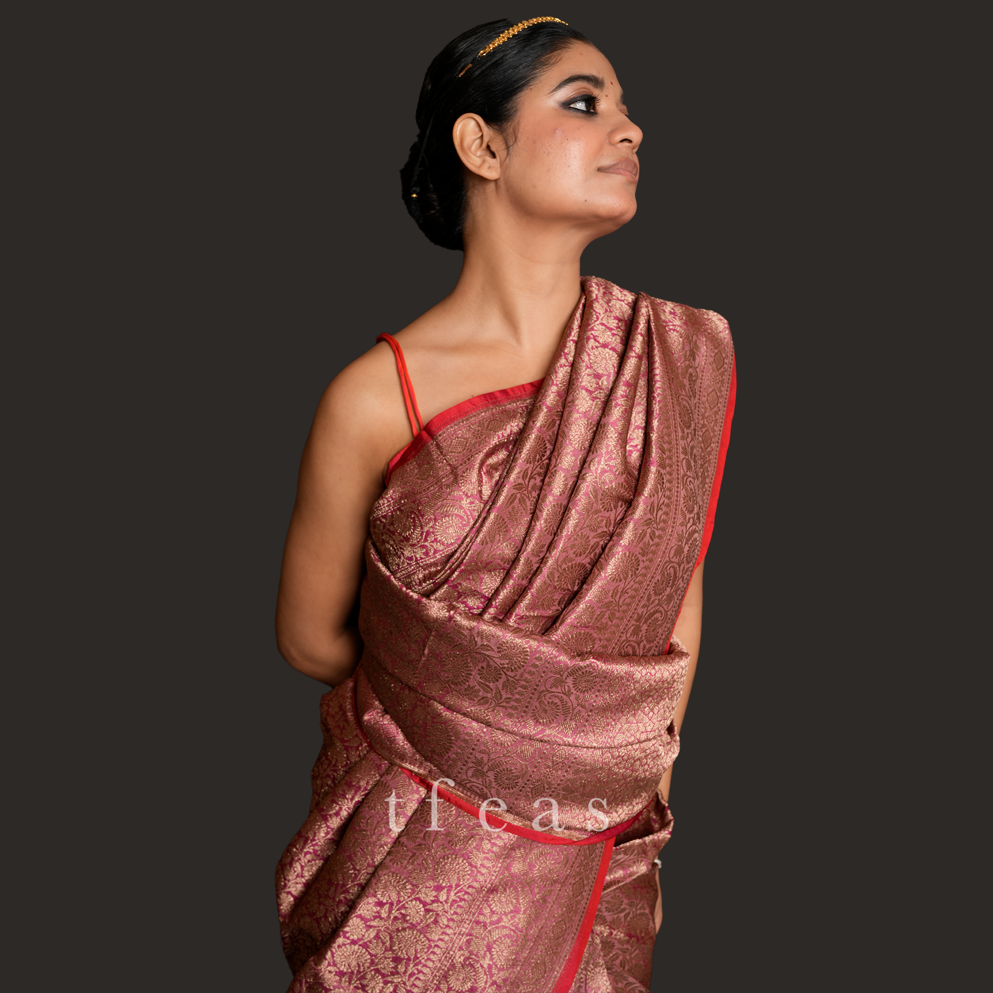 Peach with Red Selvedge Brocade Benarasi