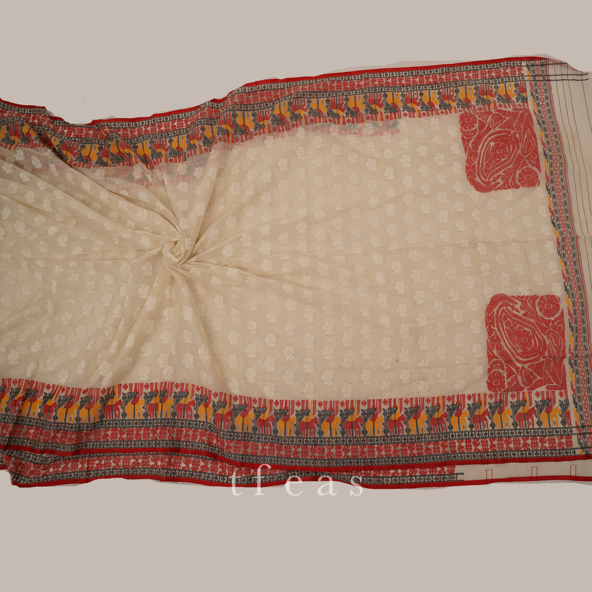 Recreation of a Dhakai Jamdani from the V&A - White