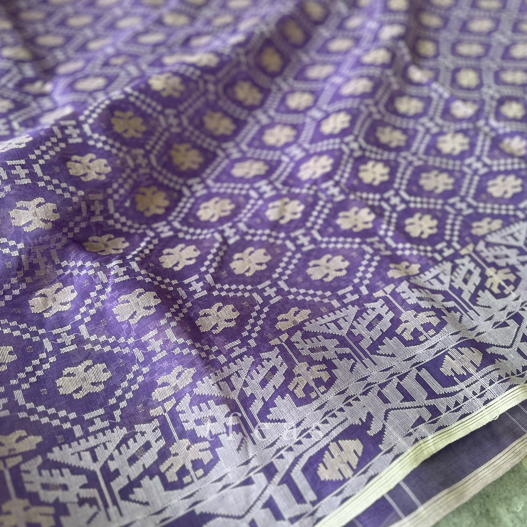 Lavender with Beige Dhakai Jamdani