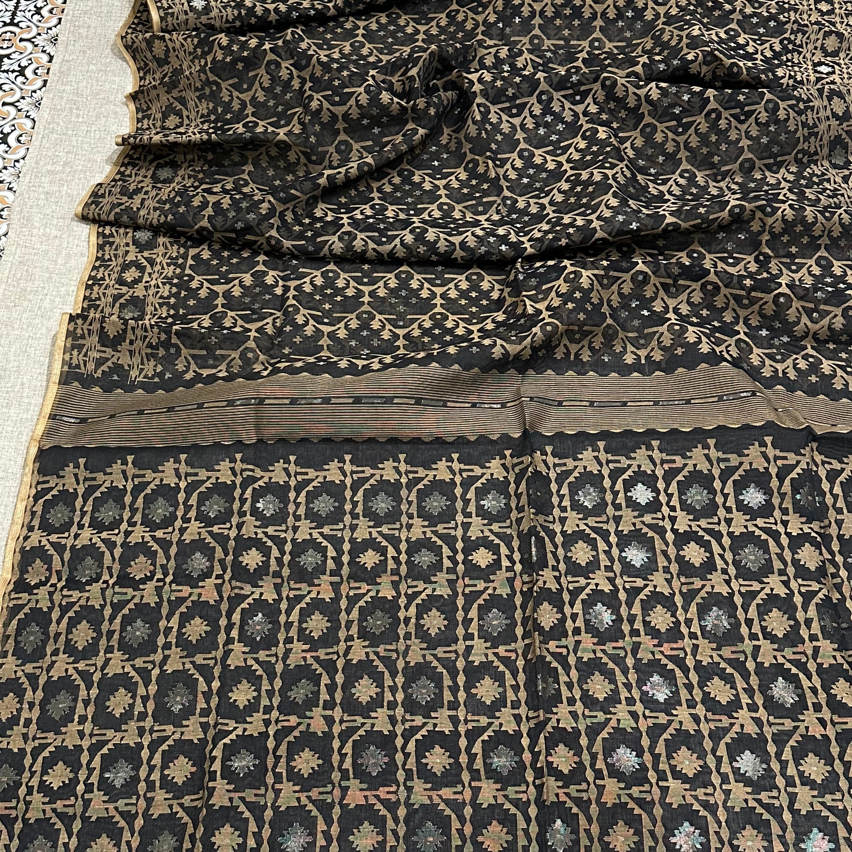 Black and Beige Jaal Dhakai Jamdani Saree