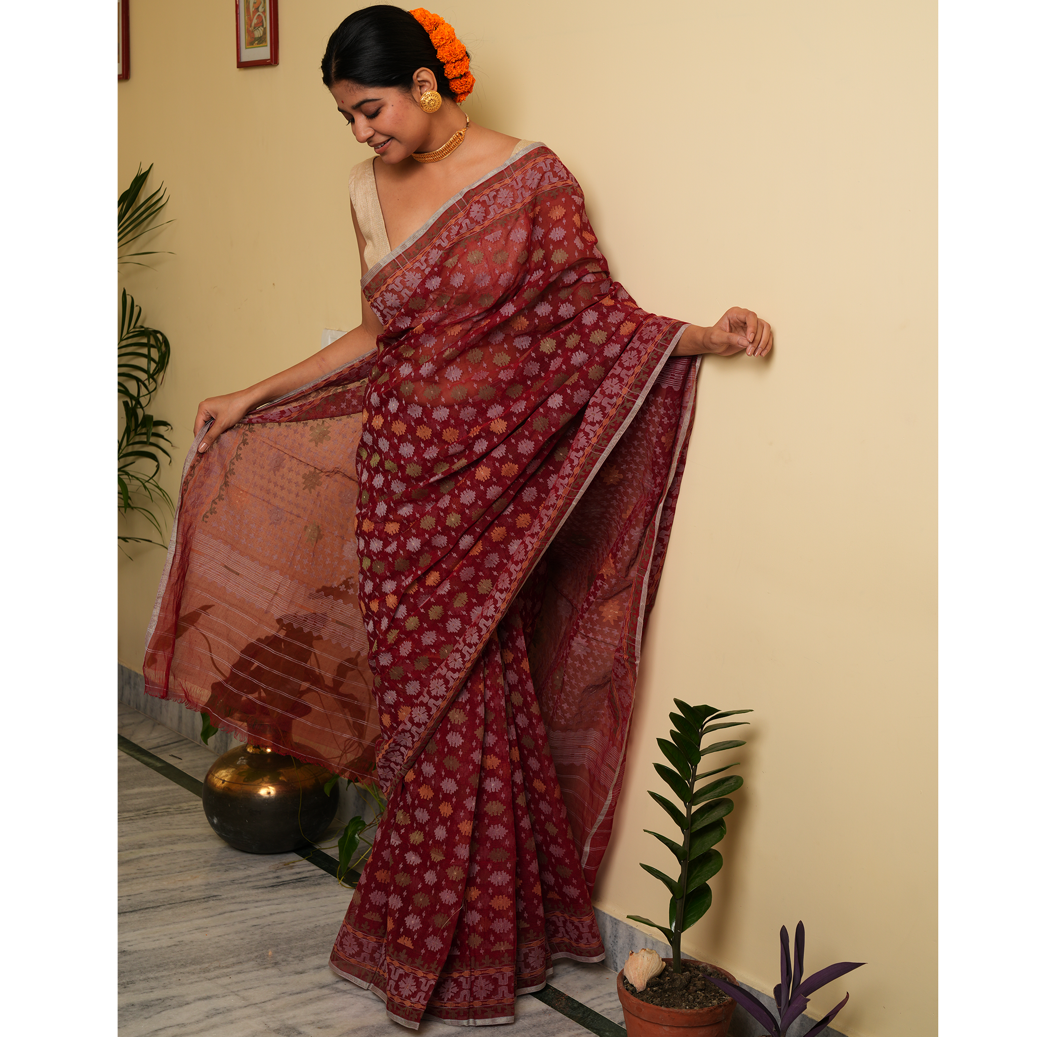 Red Multicoloured Dhakai Jamdani Saree