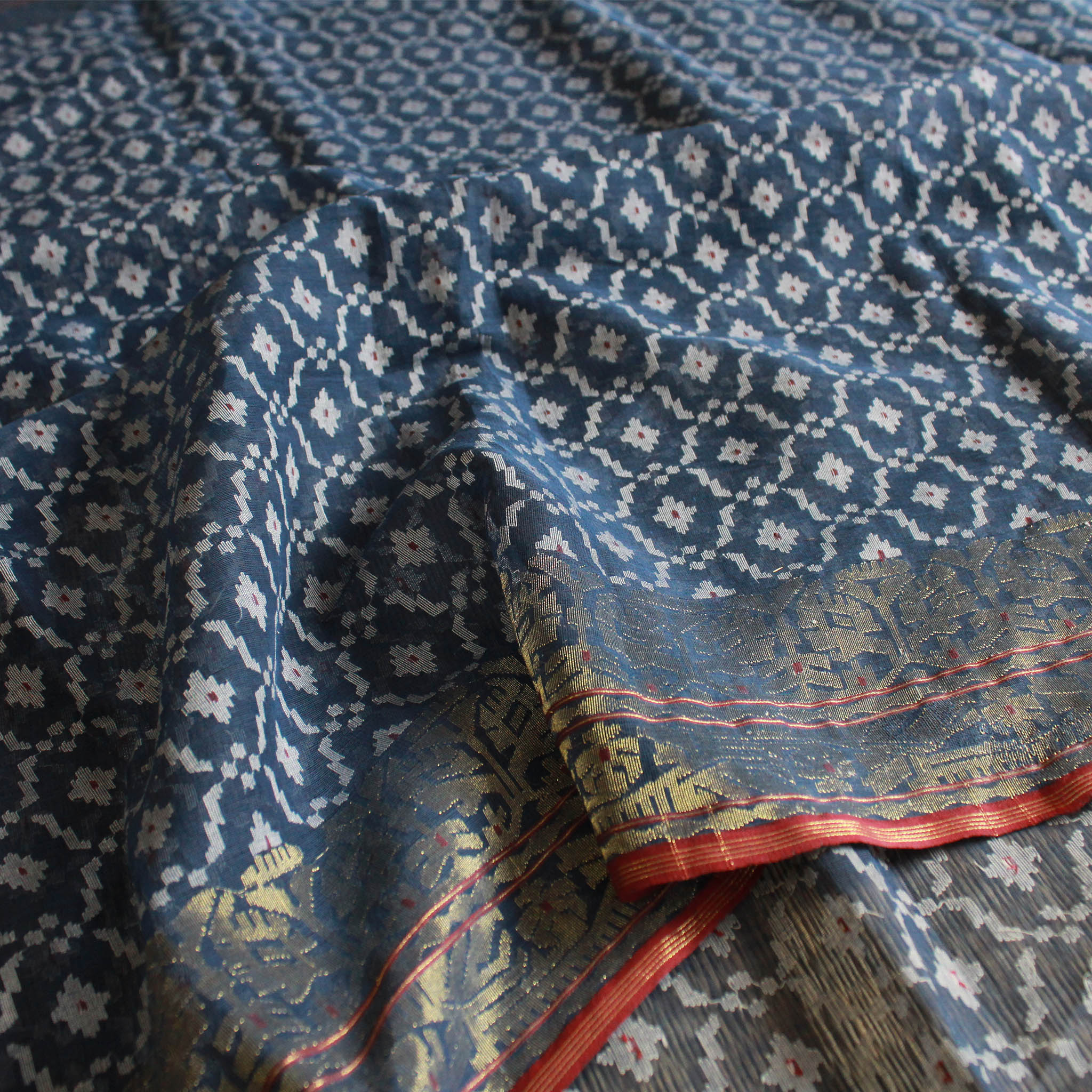 Pre Order: Indigo and White Jaal Dhakai Jamdani