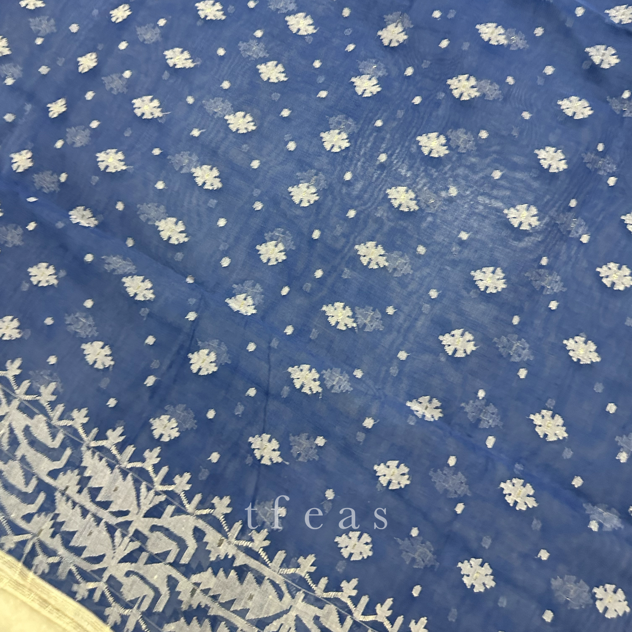 Blue and White Dhakai Jamdani