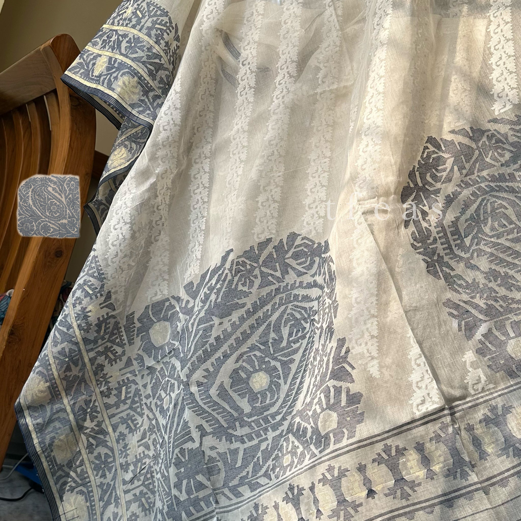 White and Indigo Dhakai Jamdani with Koniya