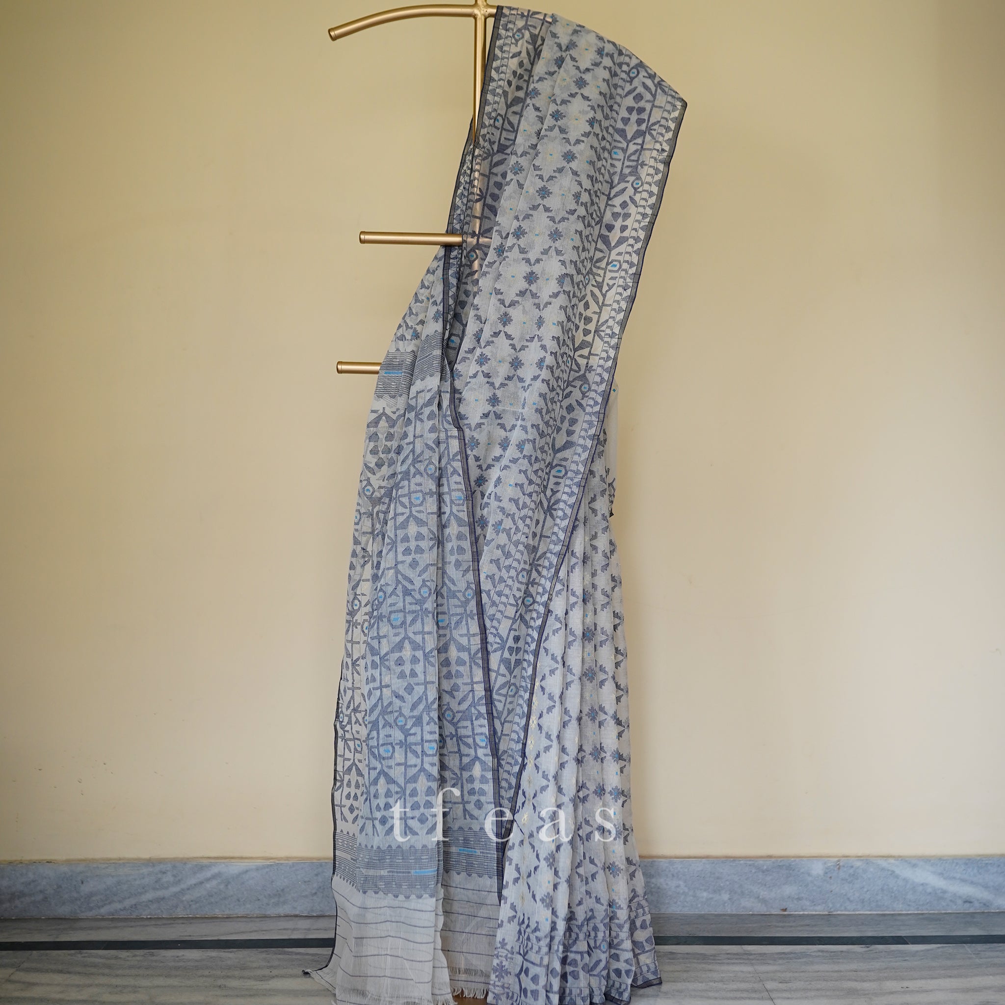 White and Grey Dhakai Jamdani with Minakari