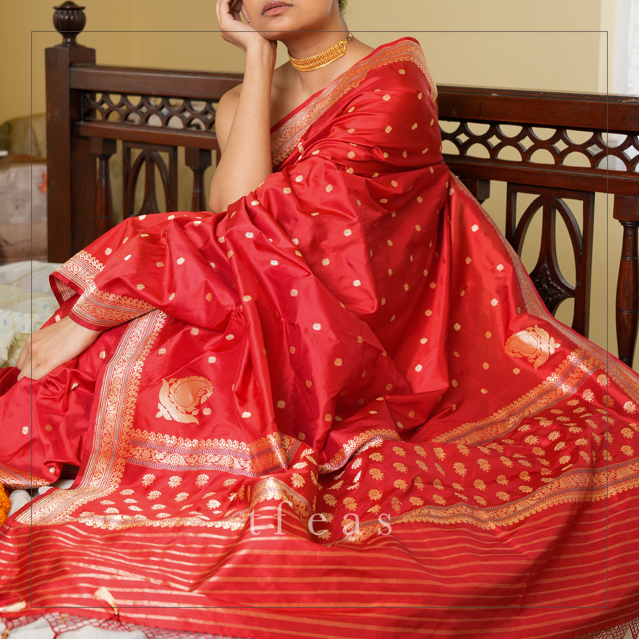 Khadwa Benarasi in Red