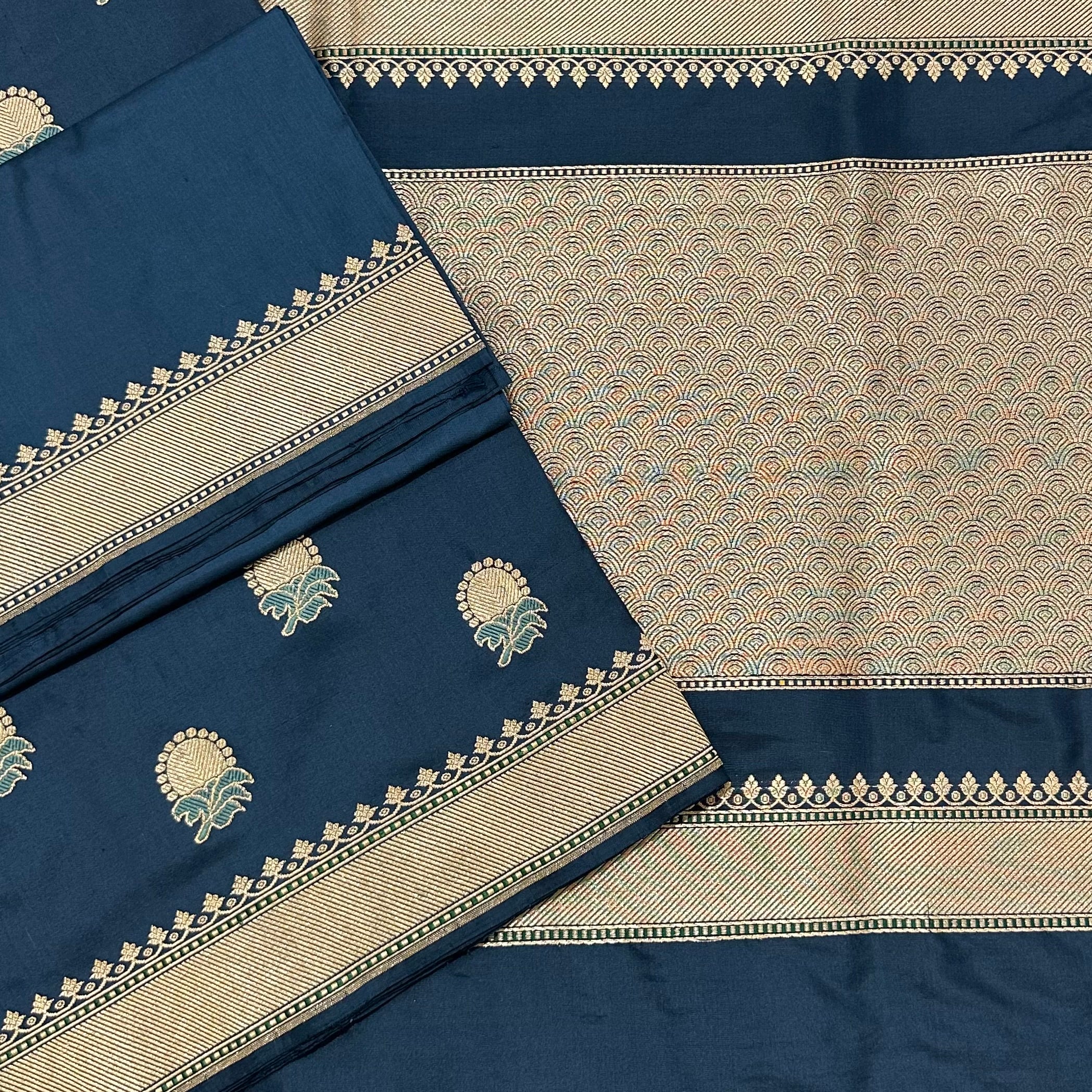Blue Floral Buti Khadwa Benarasi
