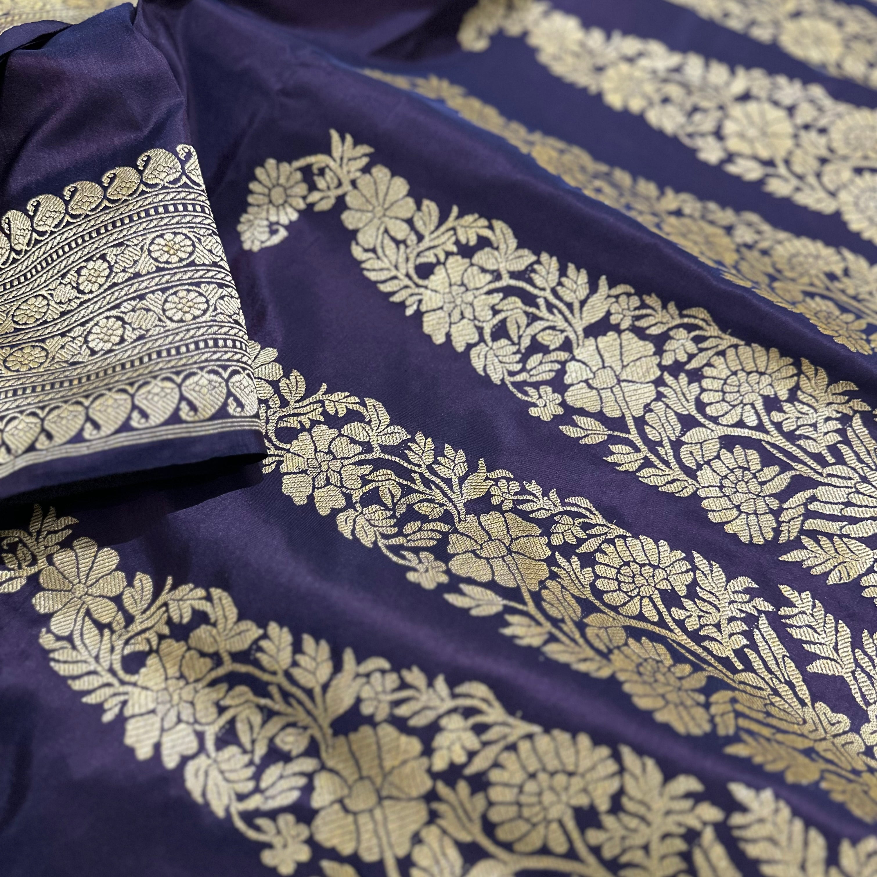 Purple Paisley Khadwa Benarasi