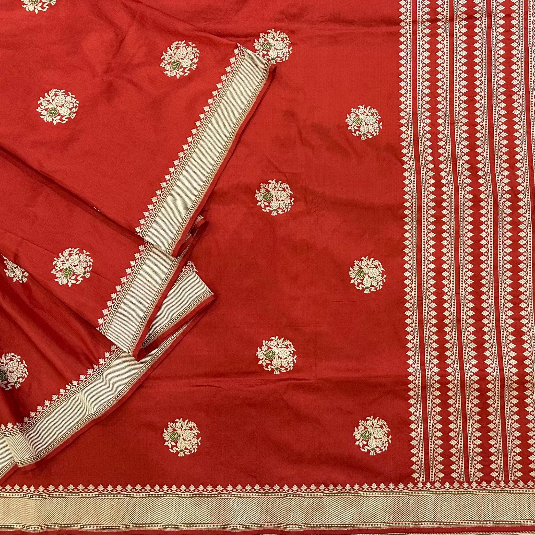 Bright Red Silk Dyed Benarasi