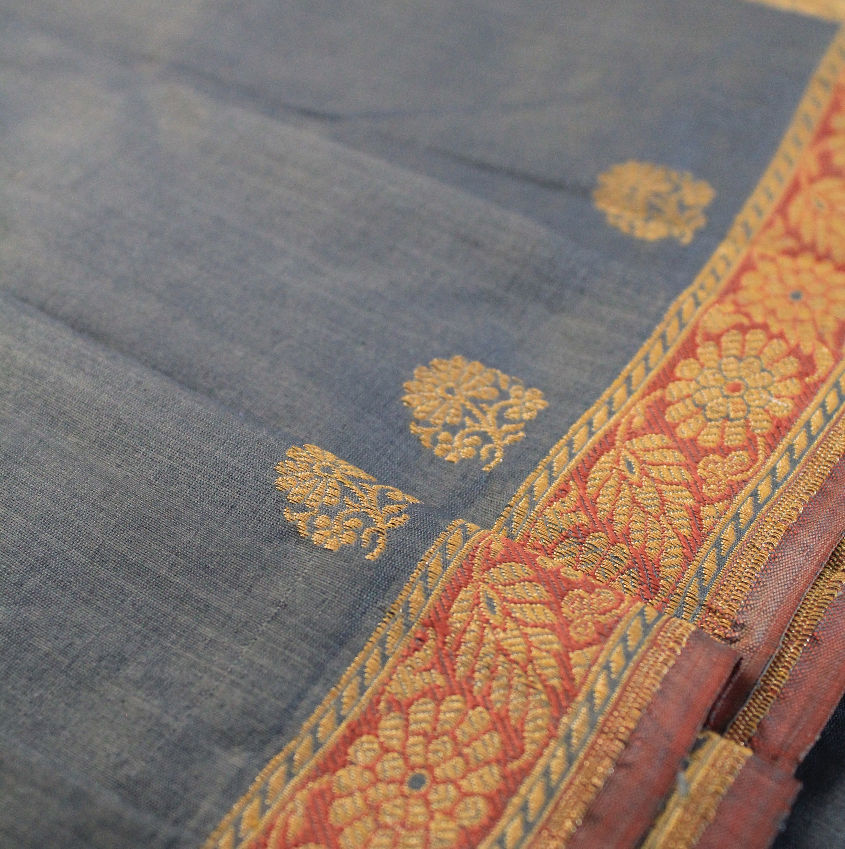 Indigo Khadwa Buti Benarasi