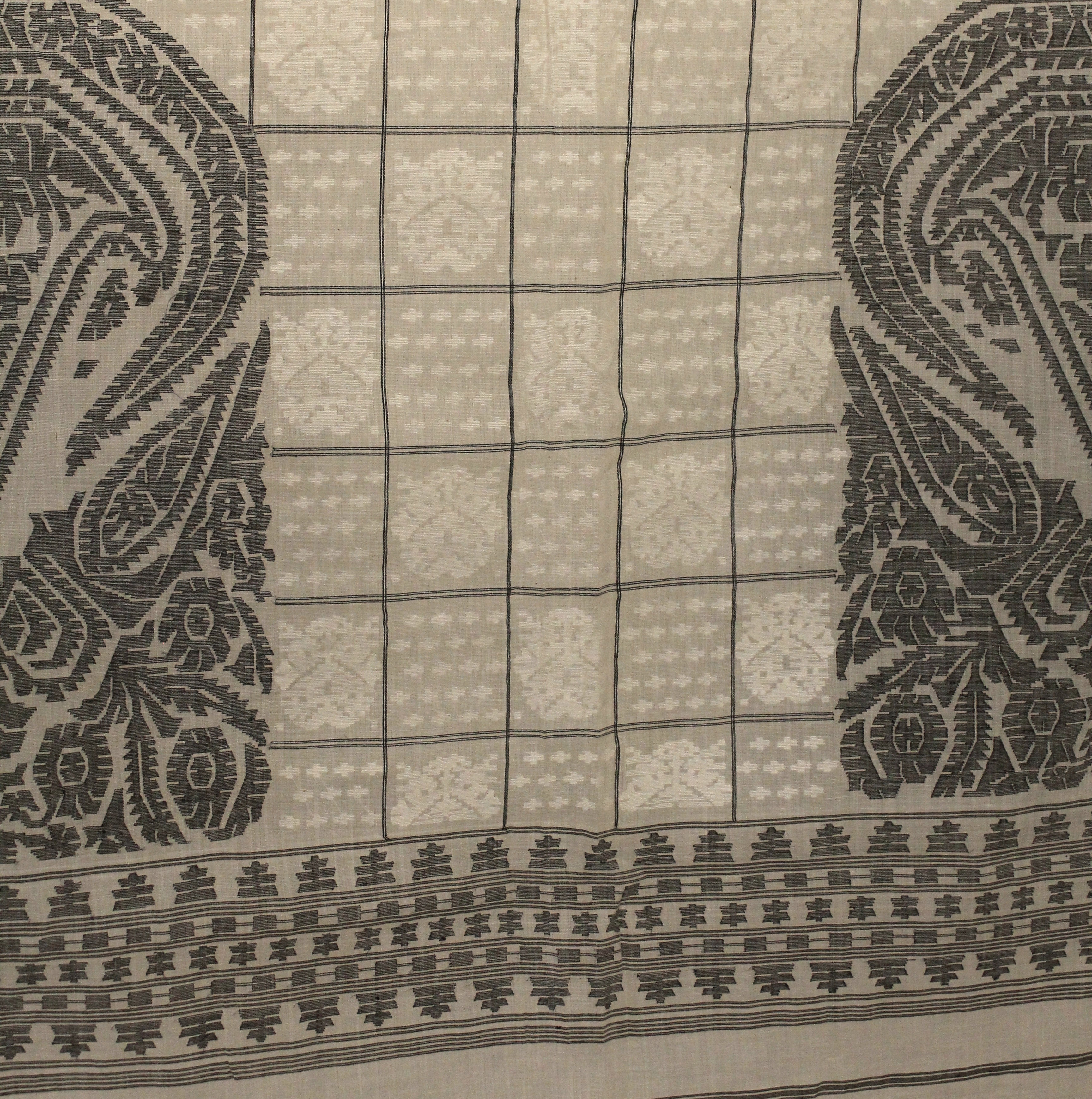 200 count White Handwoven Bangladeshi Dhakai Jamdani - three border