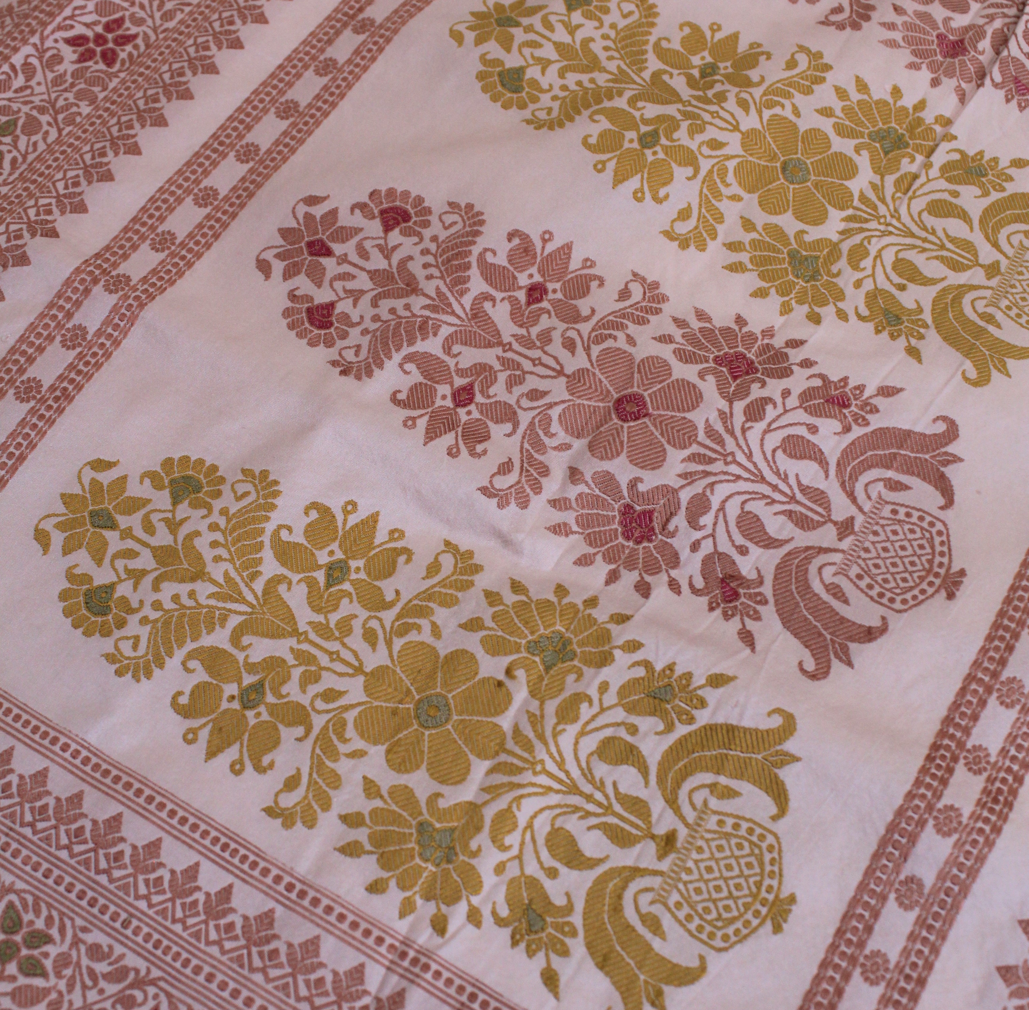 White Baluchari from Benaras with Tree of Life in Palla