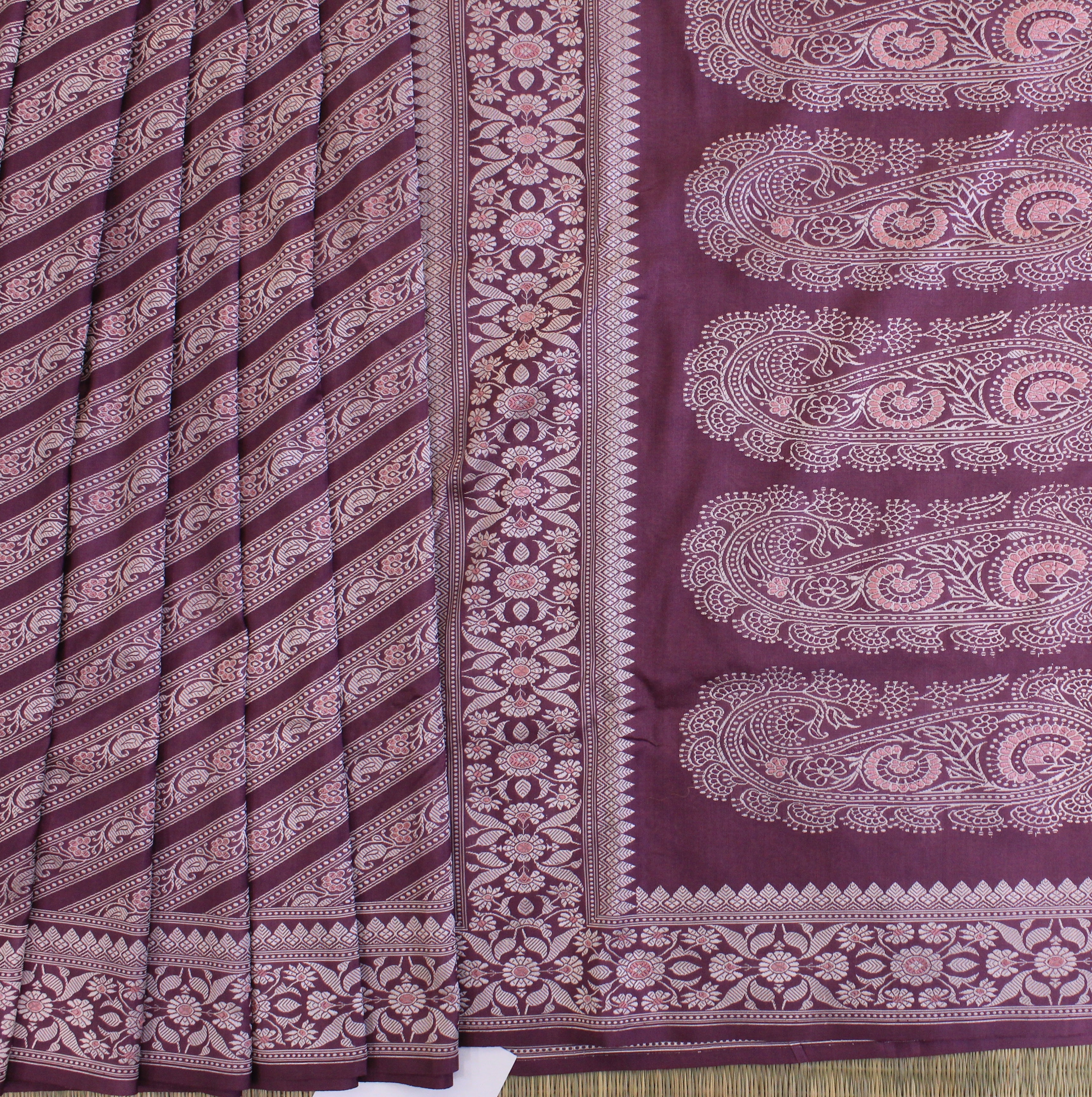 Mauve Ada Baluchari with Minakari