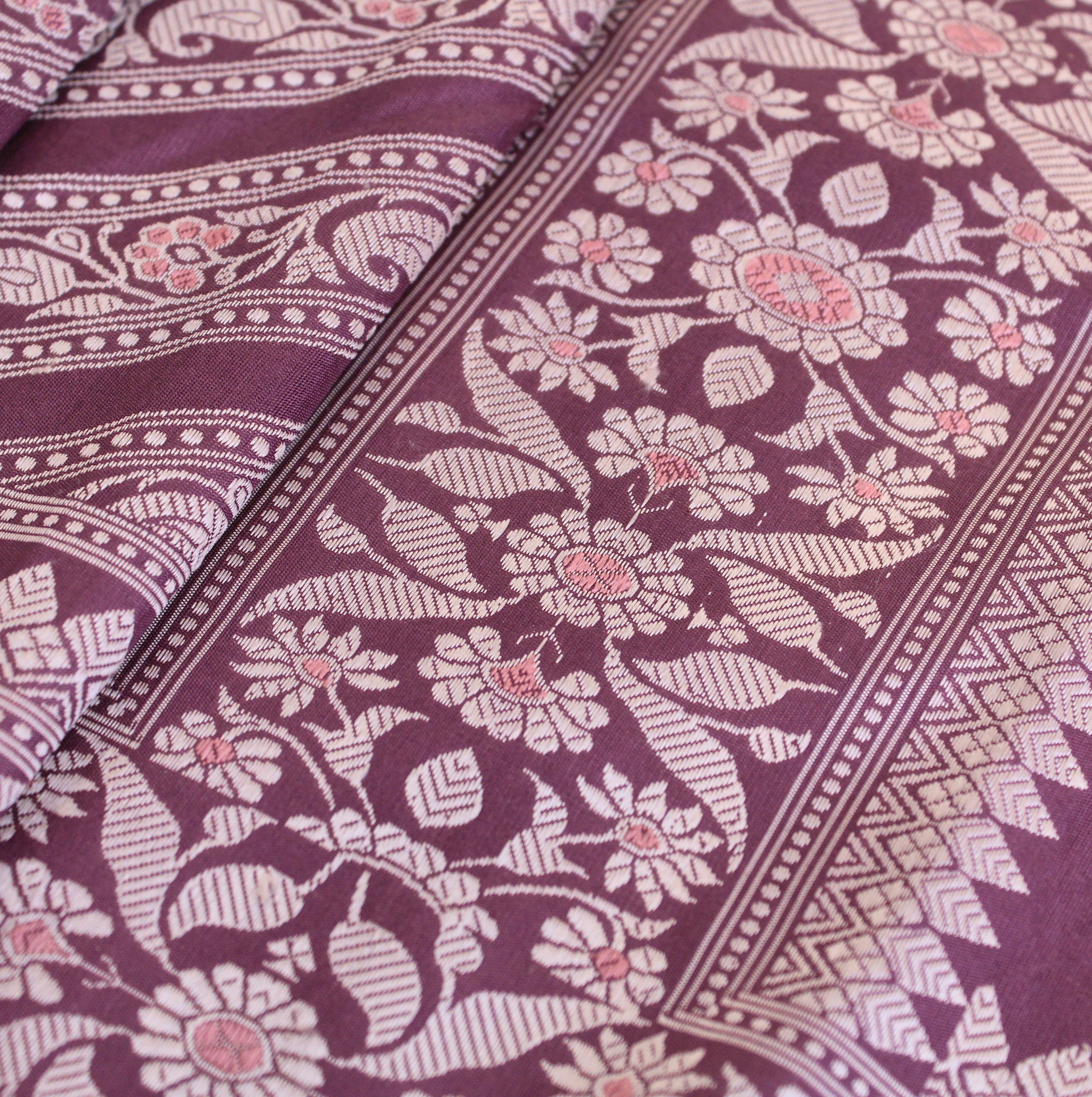 Mauve Ada Baluchari with Minakari