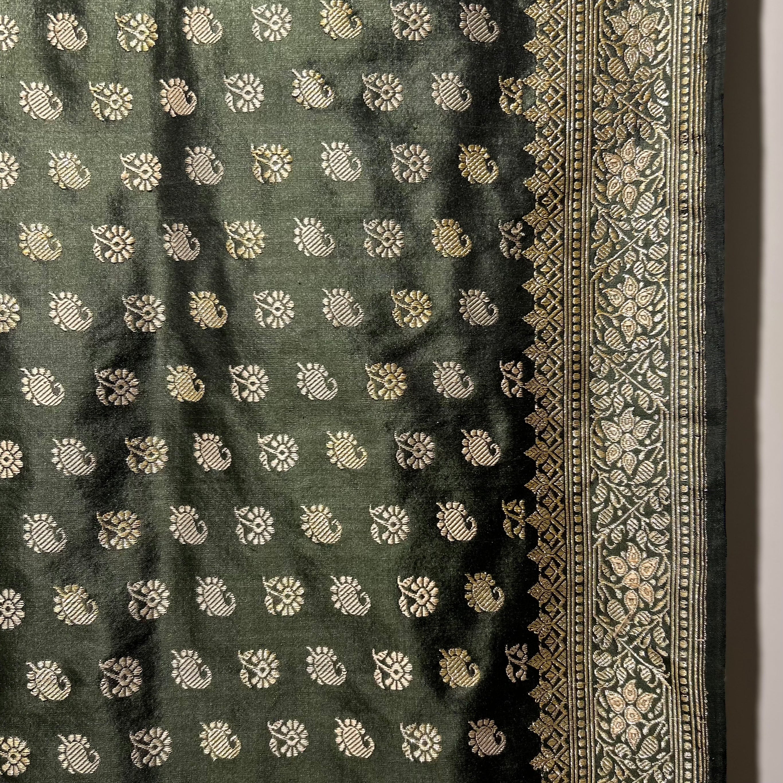 Forest Green Buti Baluchari