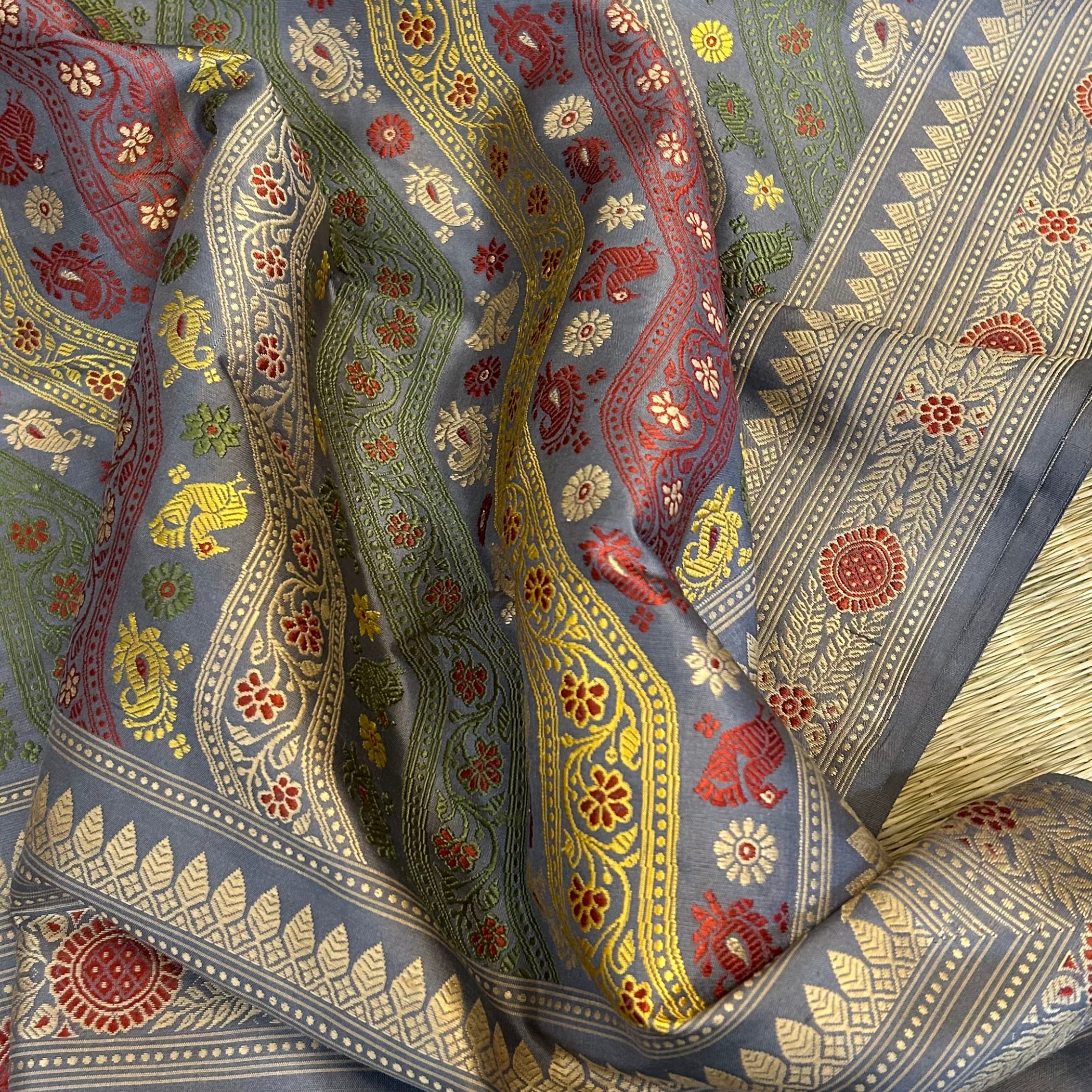 TFEAS REVIVAL GREY : A Very Special Ada Revival Baluchari Saree