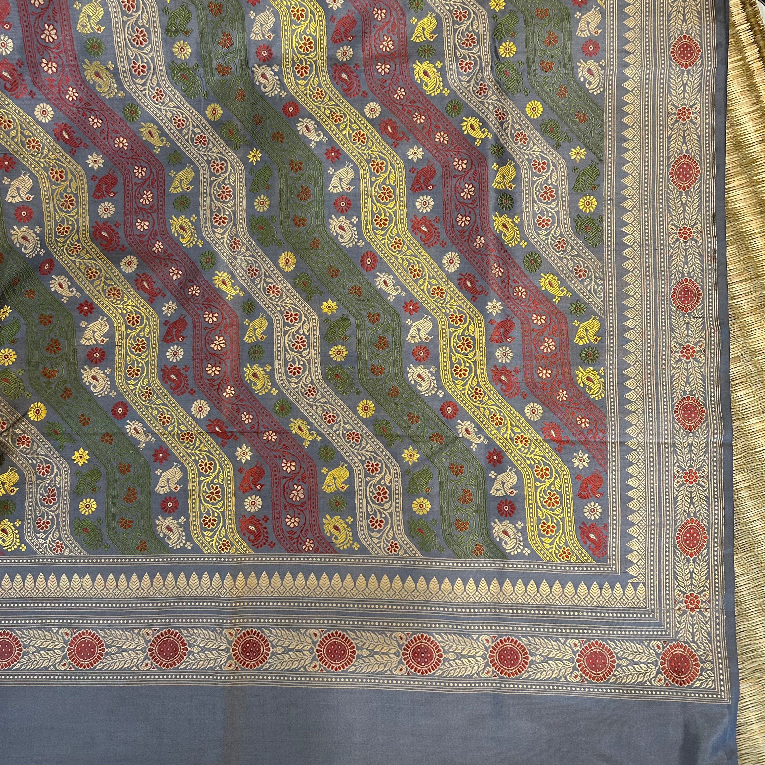TFEAS REVIVAL GREY : A Very Special Ada Revival Baluchari Saree