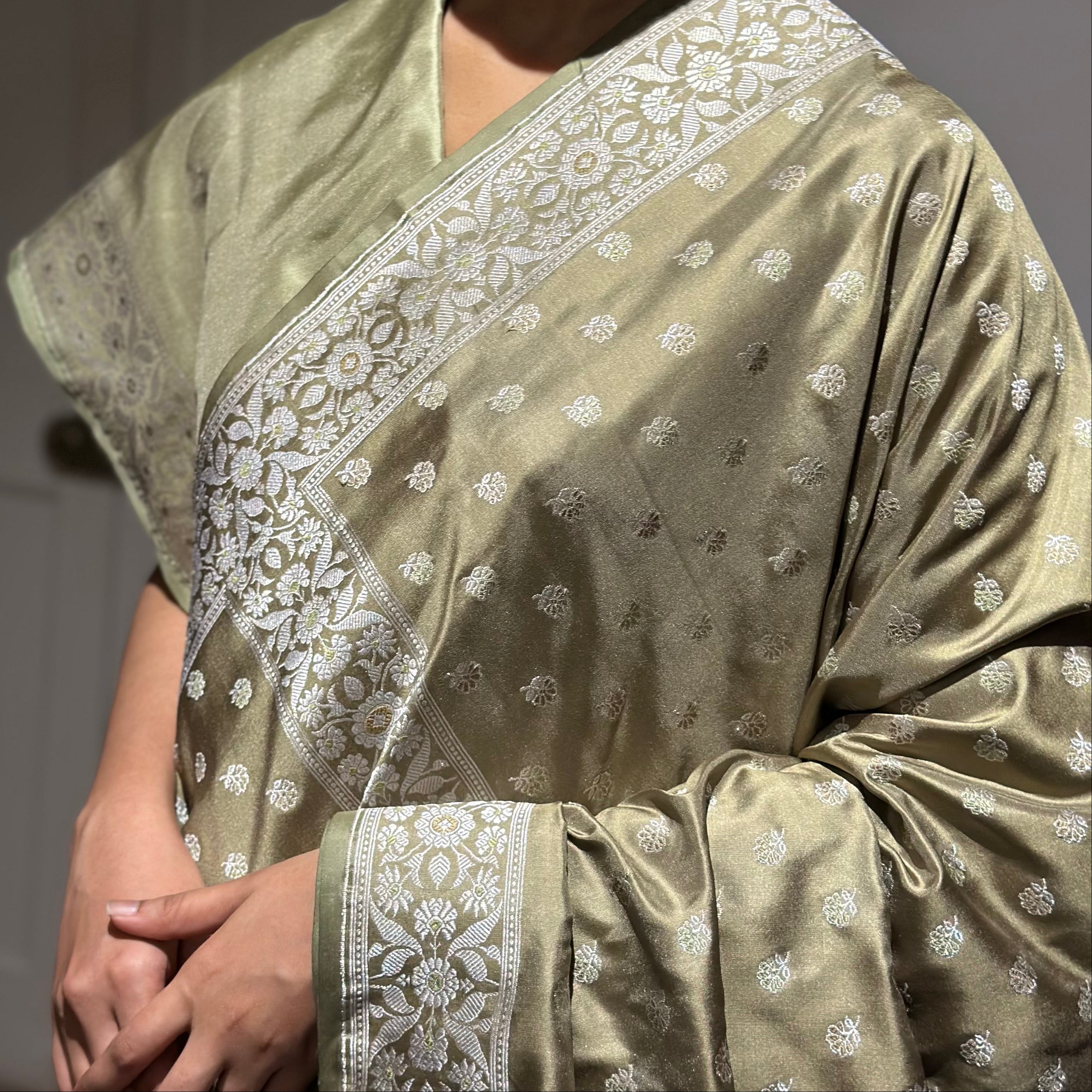 Dark Pista Green Baluchari Saree with Paisleys in the Palla