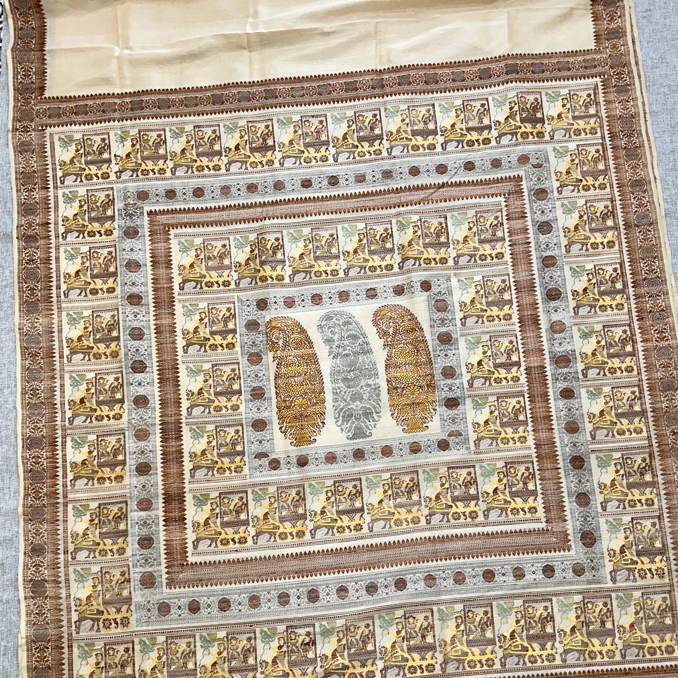 Beige Grand Palla Baluchari Saree in Tussar