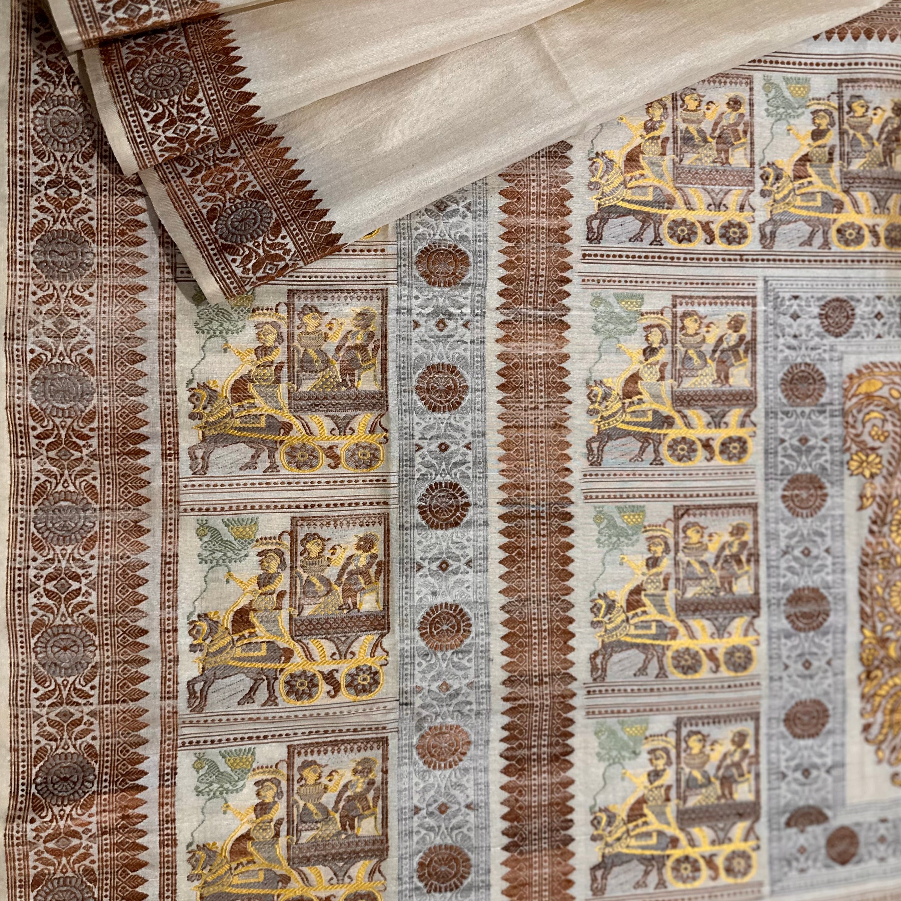 Beige Grand Palla Baluchari Saree in Tussar