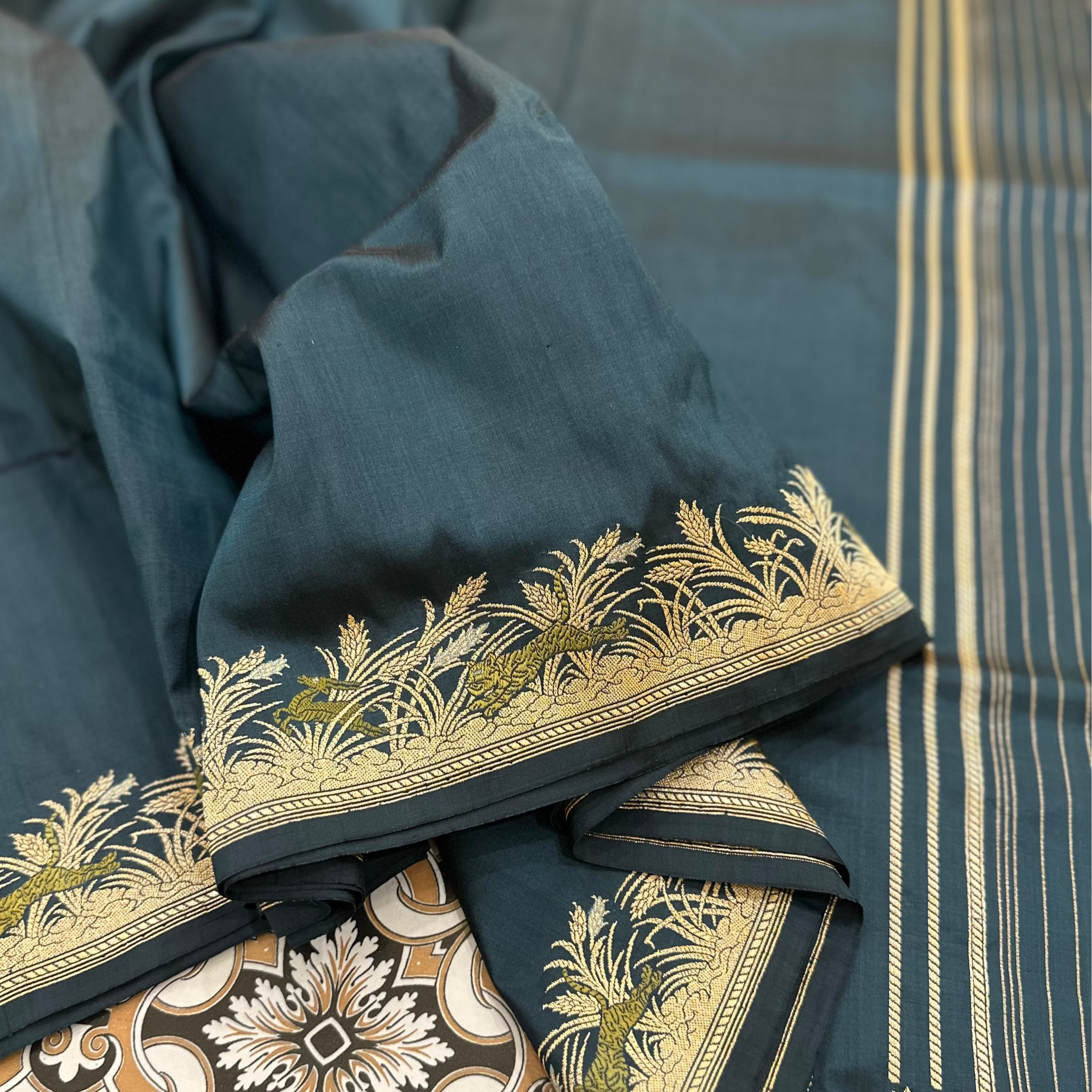 Shikargah Khadwa Benarasi in Dark Coral Blue
