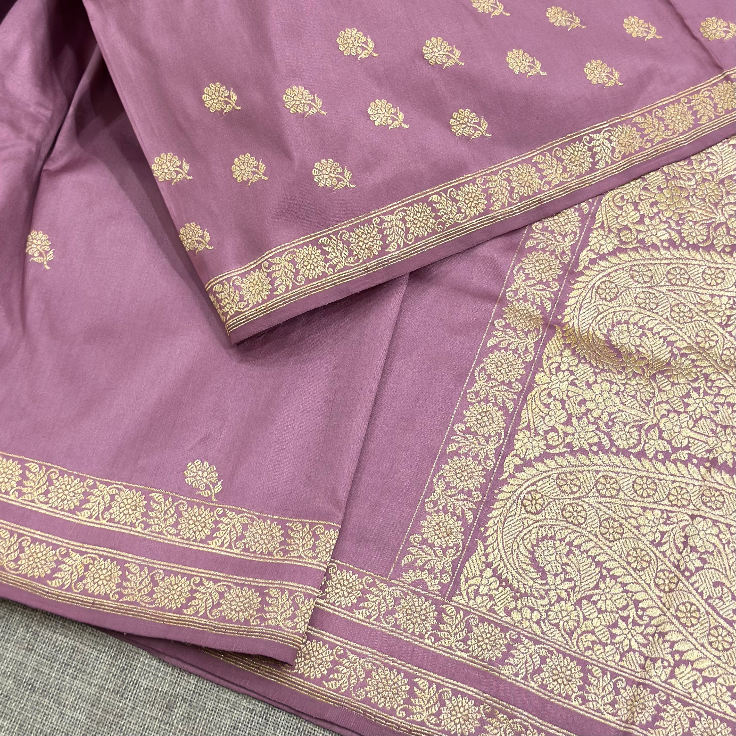 Onion Pink Khadwa Buti Benarasi with Paisley