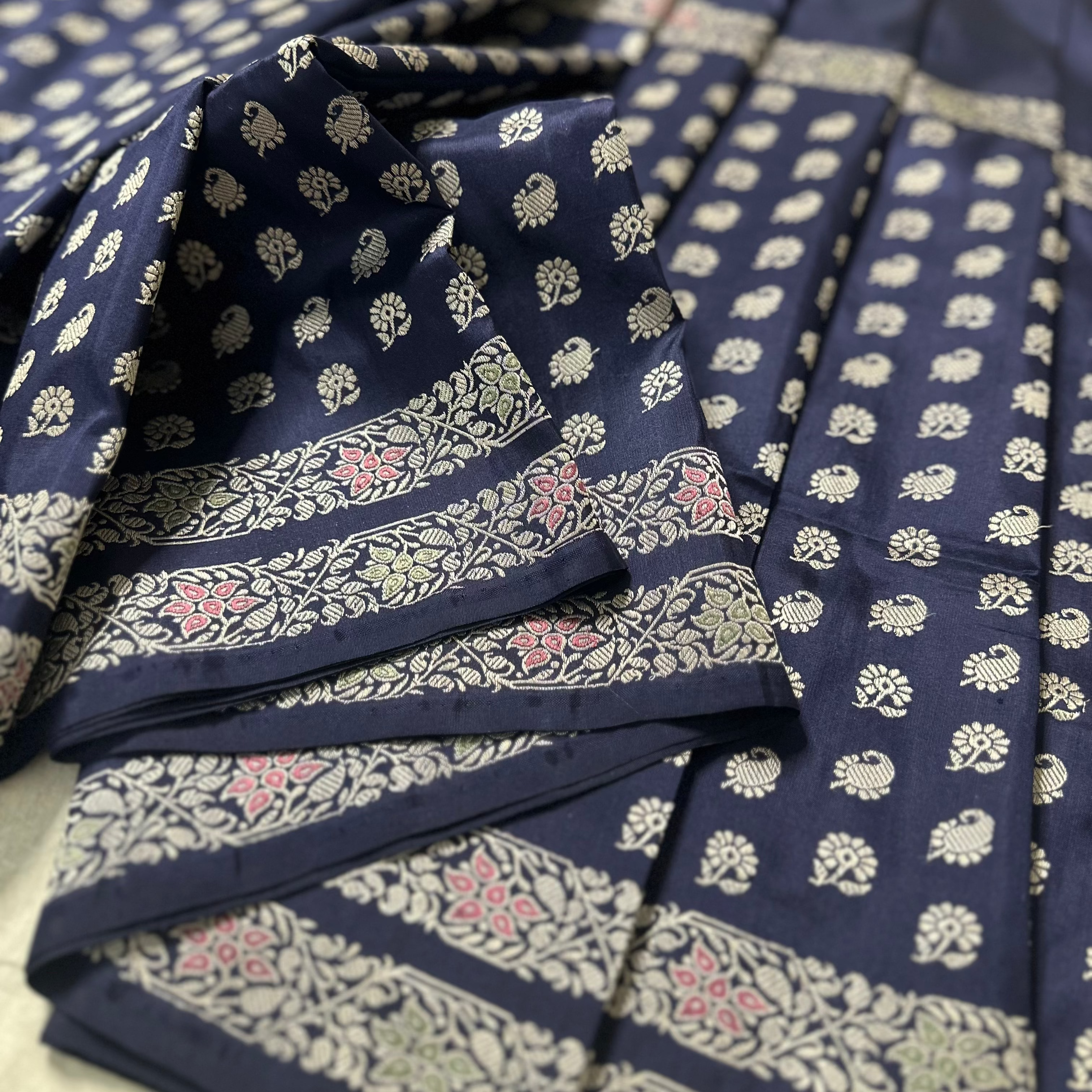 Blue Baluchari saree with Paisley in palla