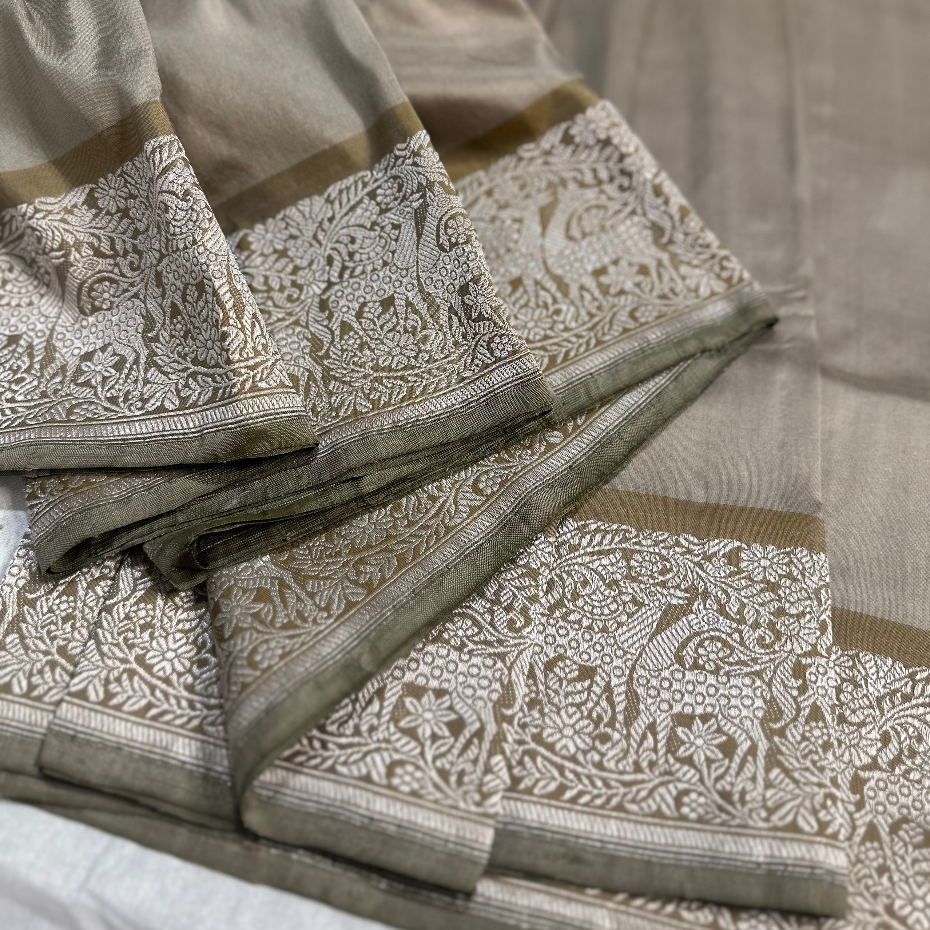 Shikargah Khadwa Benarasi in Grey and Mustard