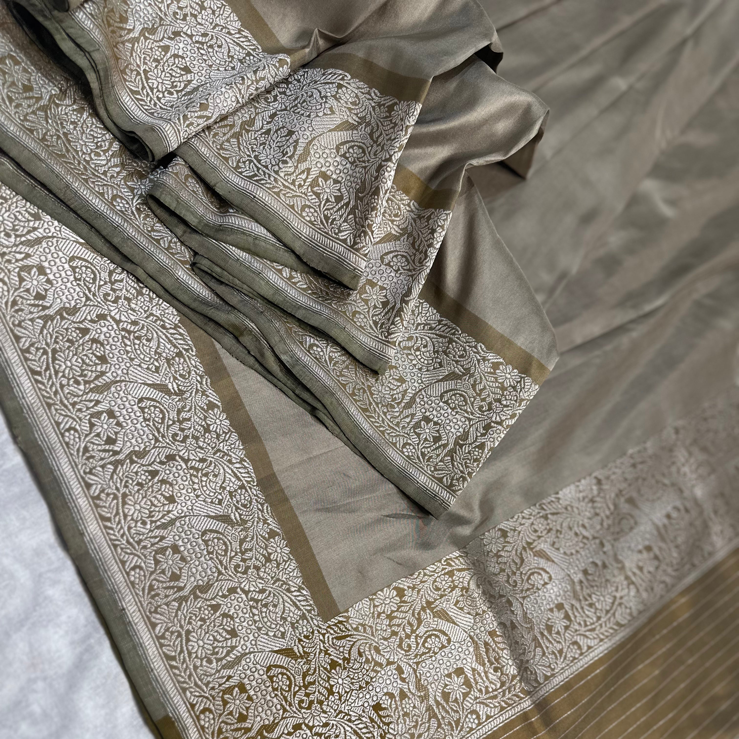 Shikargah Khadwa Benarasi in Grey and Mustard