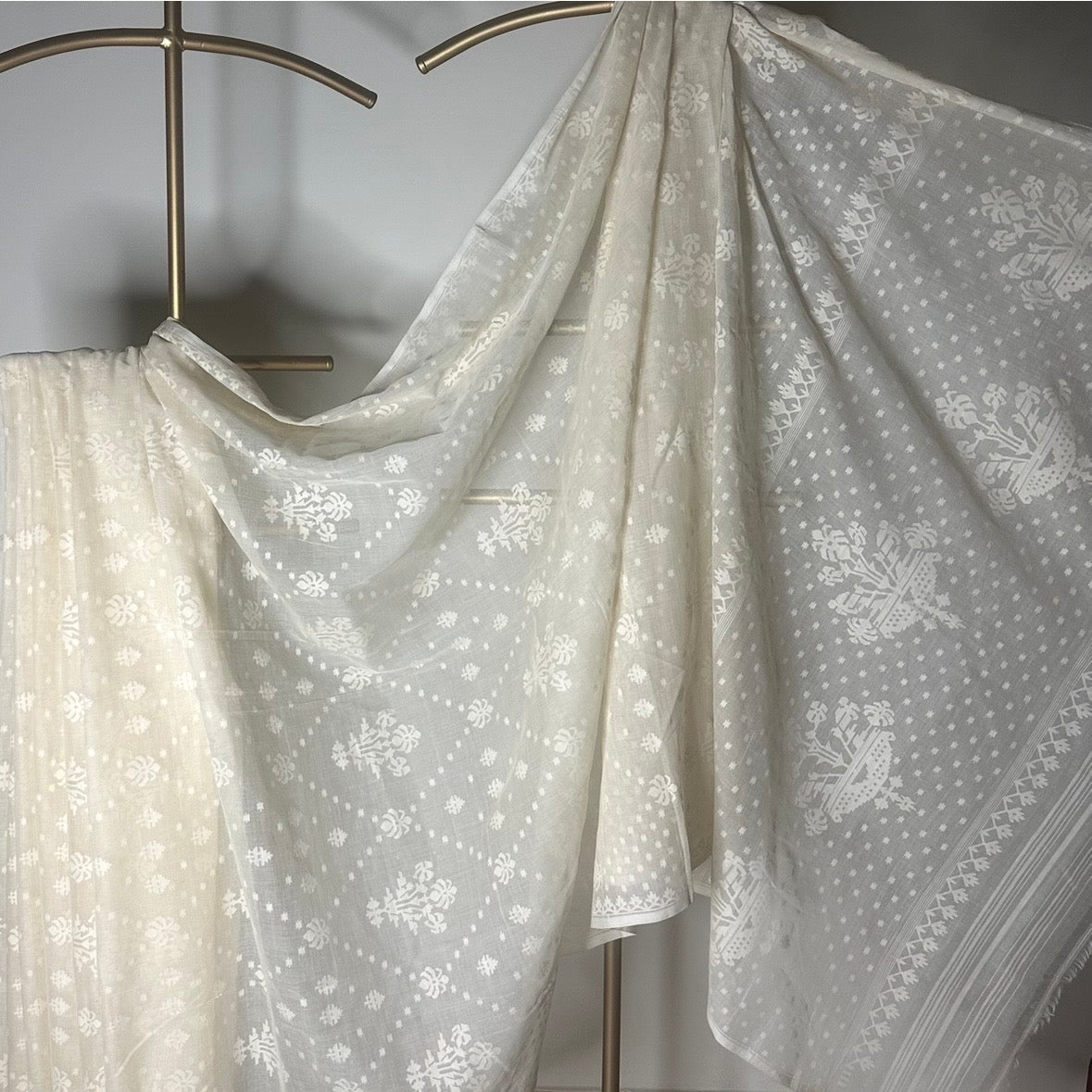 White Handspun 300 Count Masterpiece Dhakai Jamdani