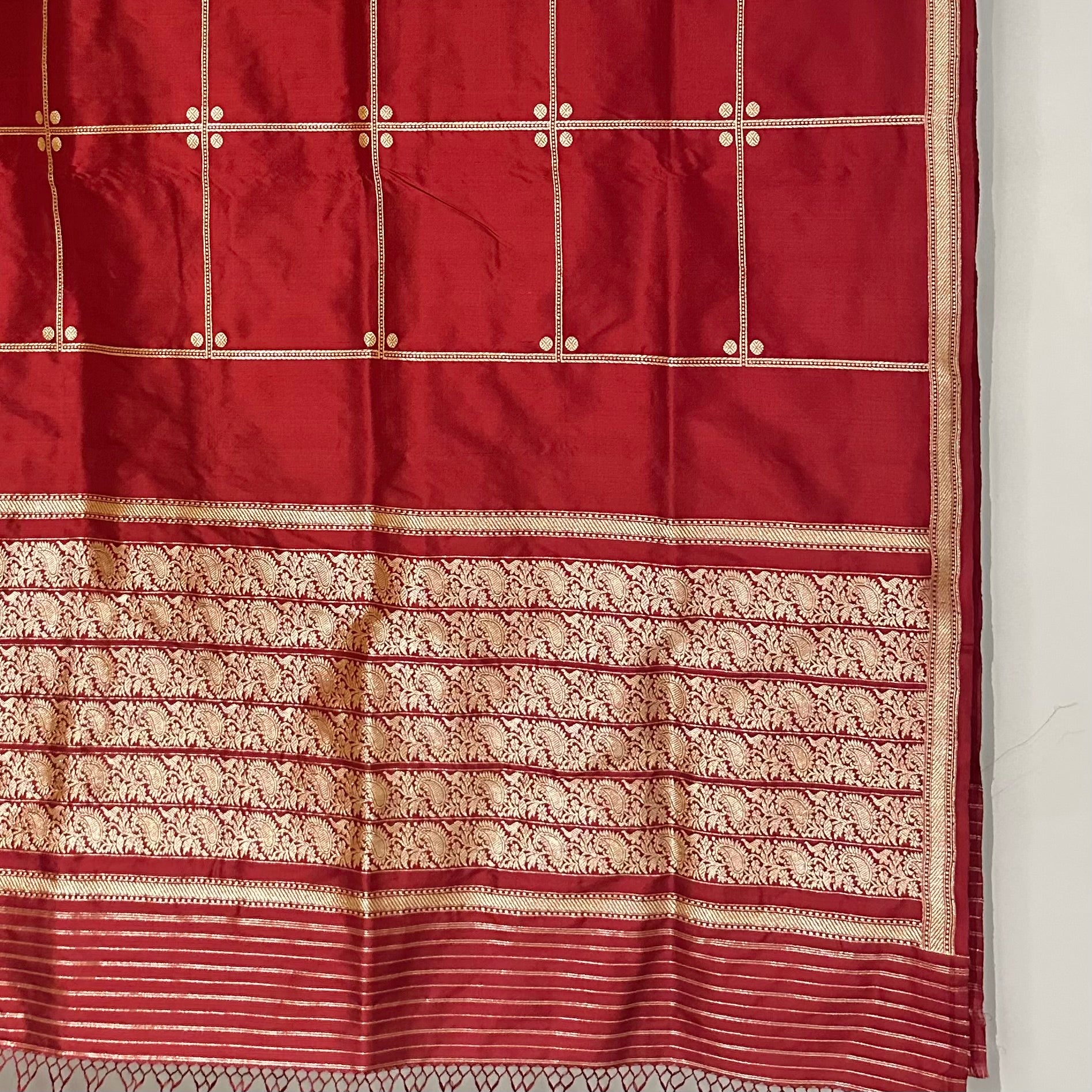 Red Khadwa Benarasi
