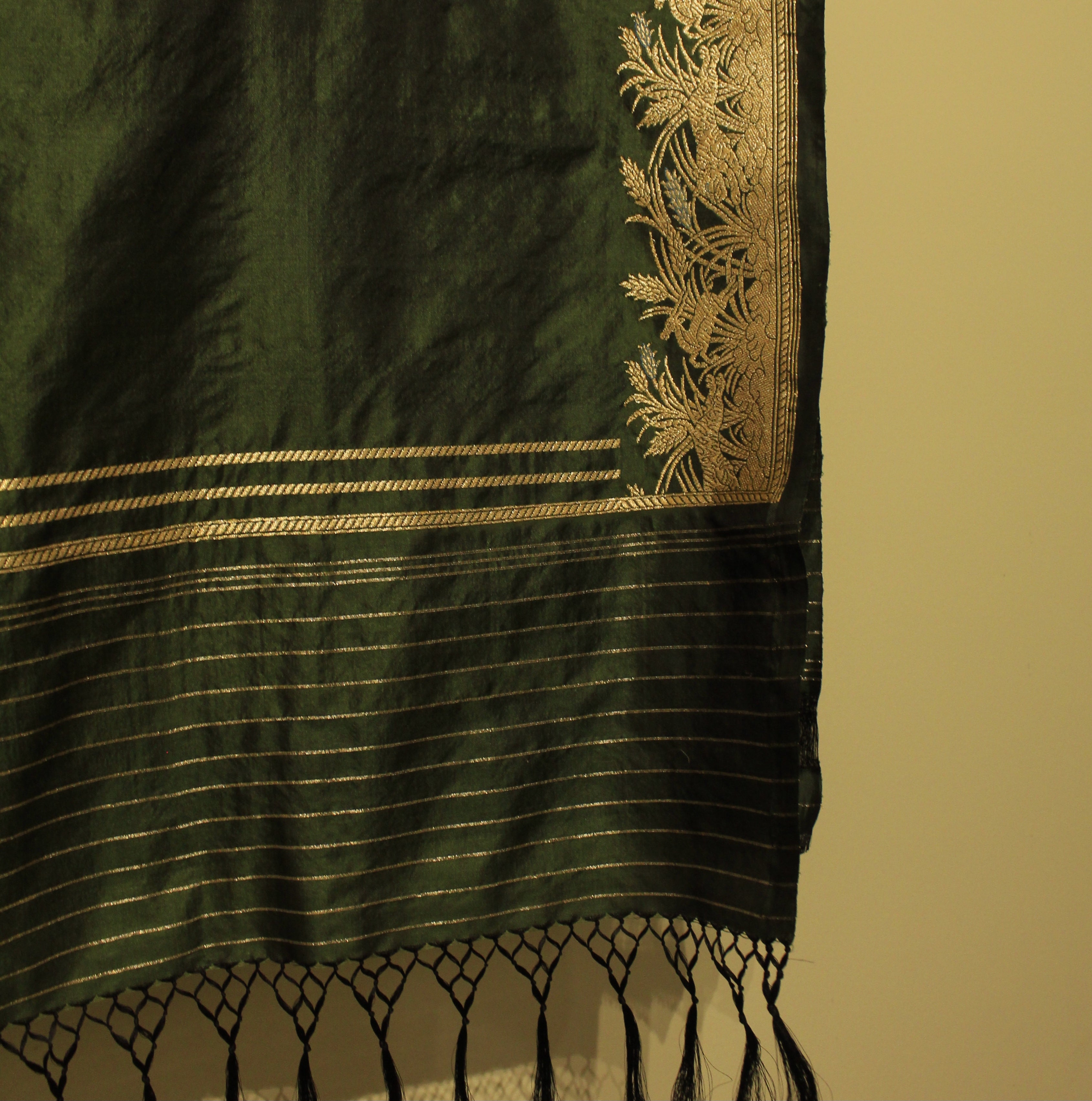 Shikargah Khadwa Benarasi in Forest Green