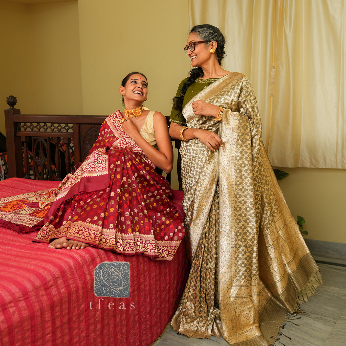 Natural Dyed Khadwa Jaal Benarasi Saree