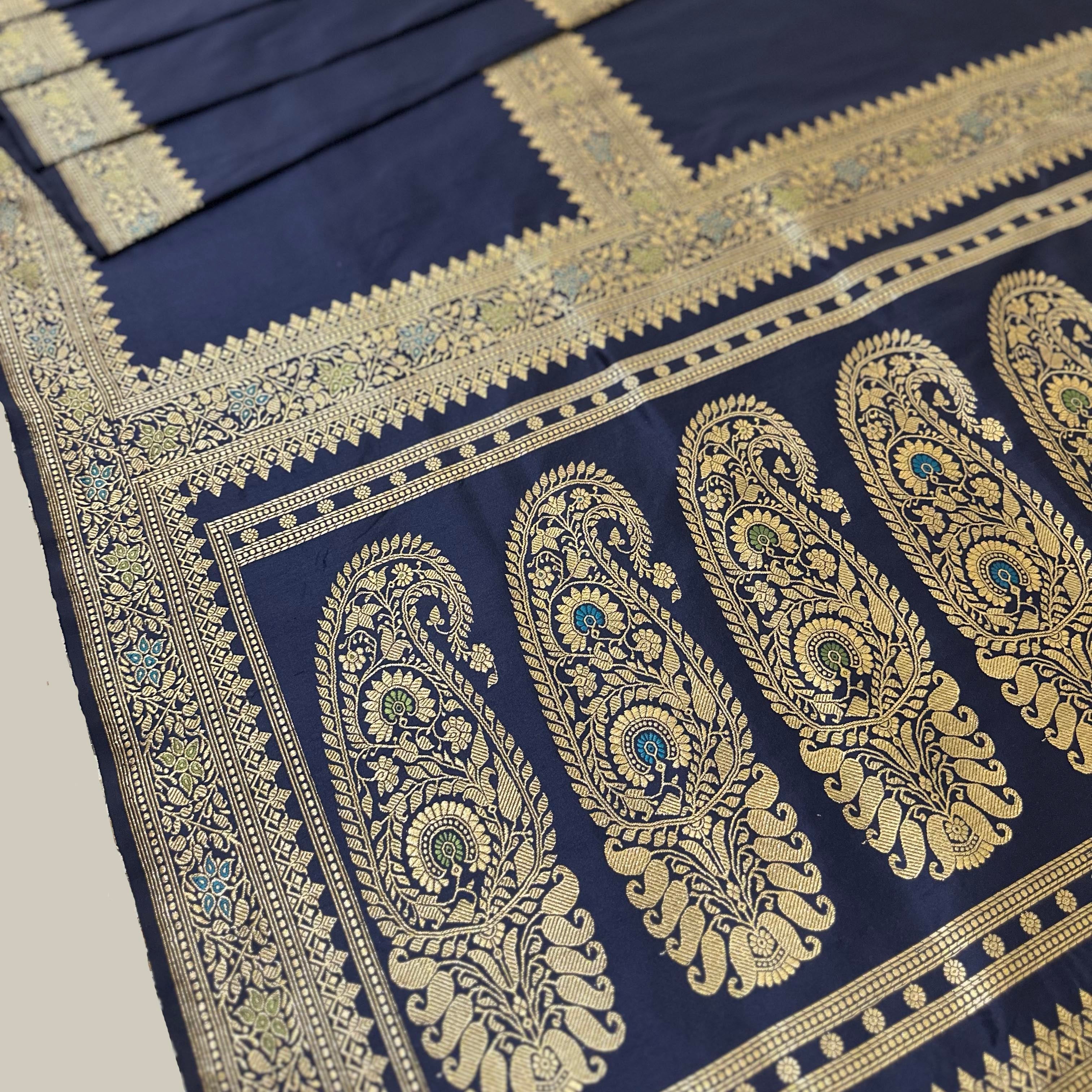Blue Three Bordered Saree with Paisleys in the Palla