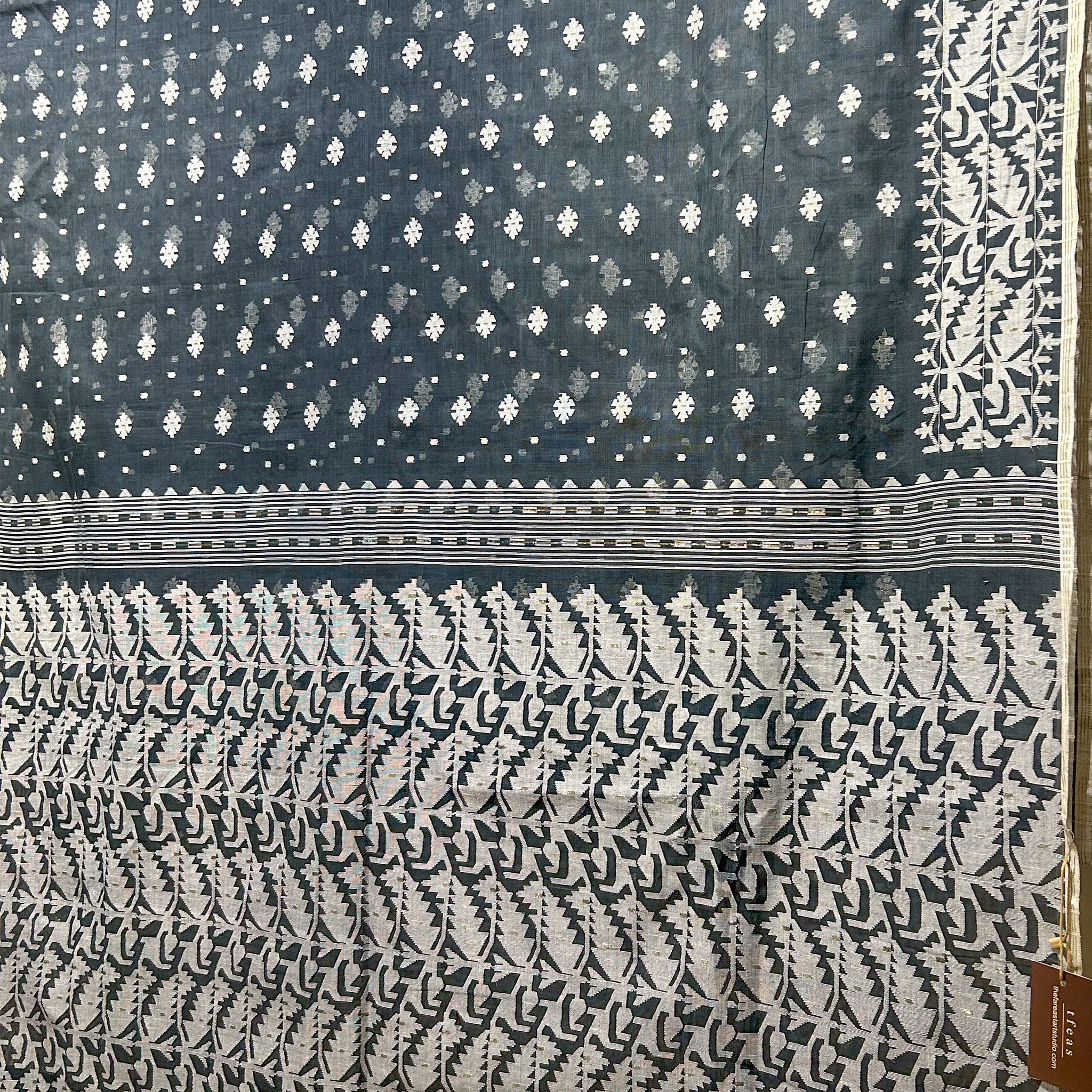 Grey Dhakai Jamdani