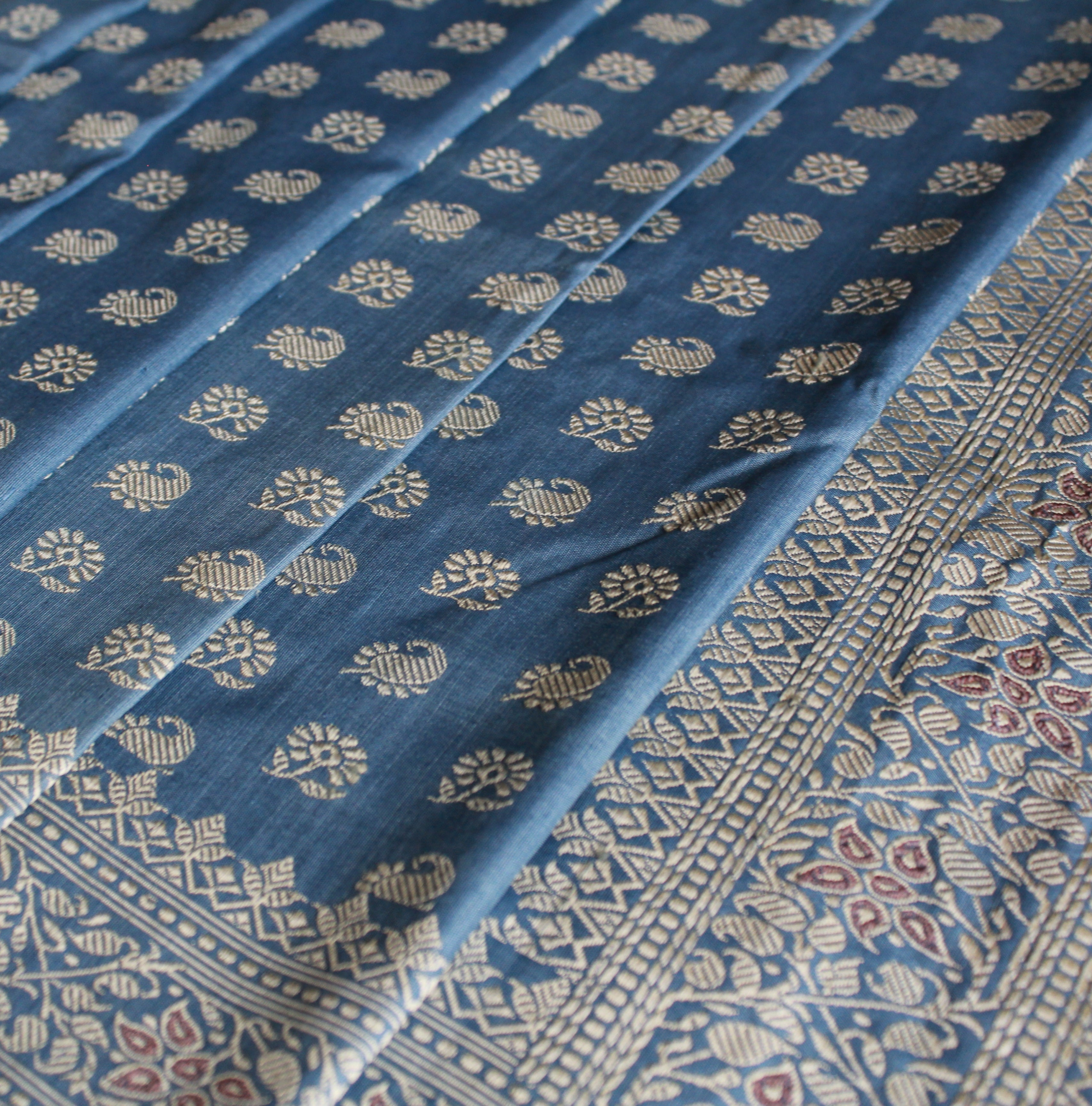 Natural Dyed Indigo Baluchari