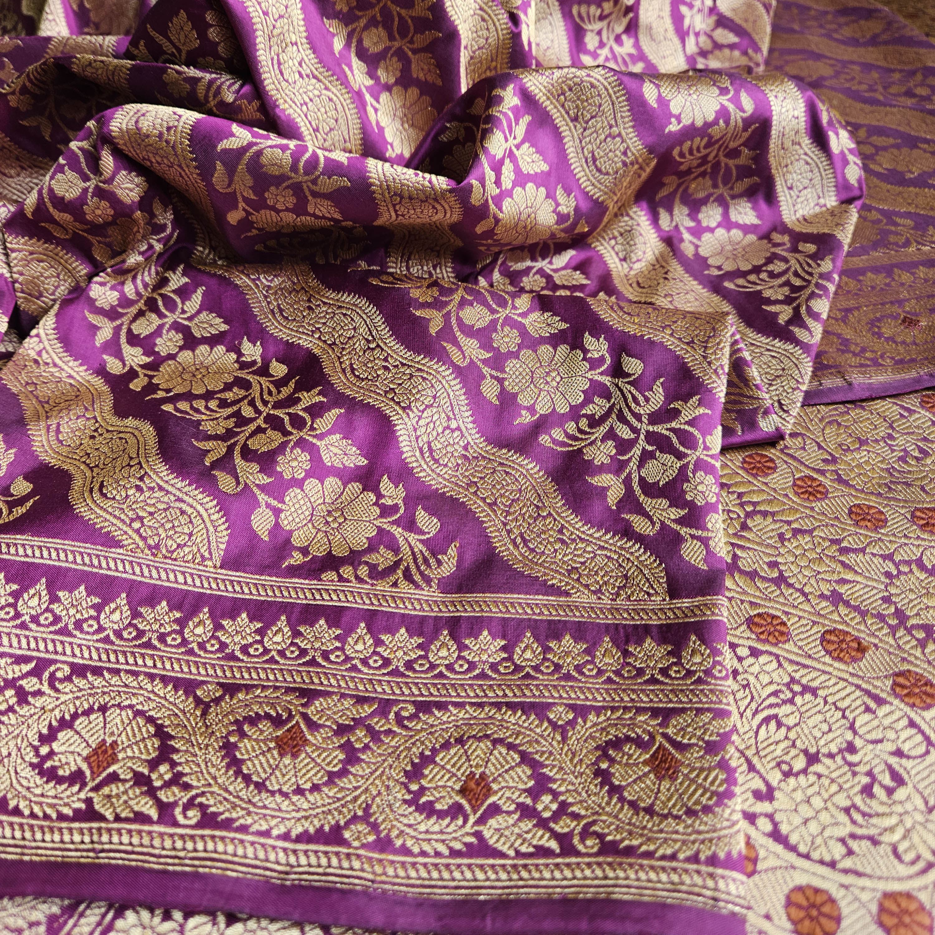 Purplish Pink Ada Khadwa Benarasi Saree