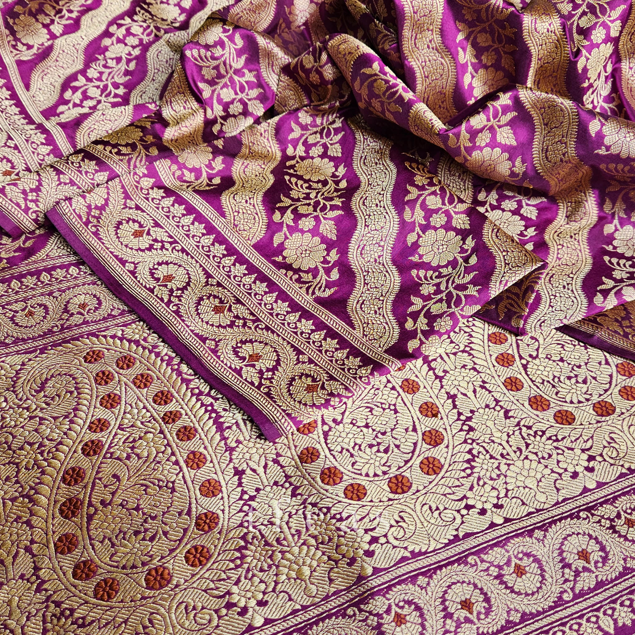 Purplish Pink Ada Khadwa Benarasi Saree