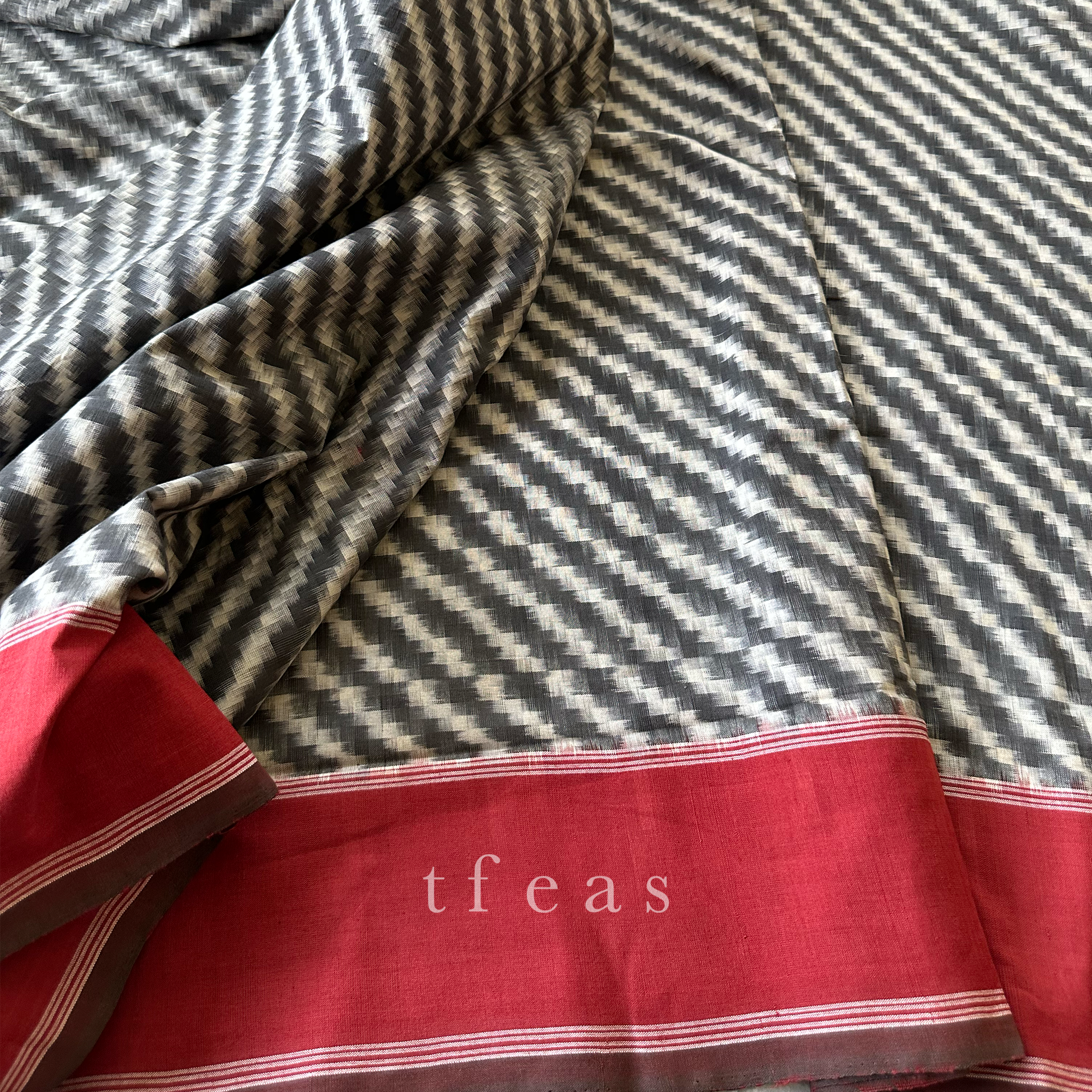 TFEAS Grey and Red Chevron Double Ikat