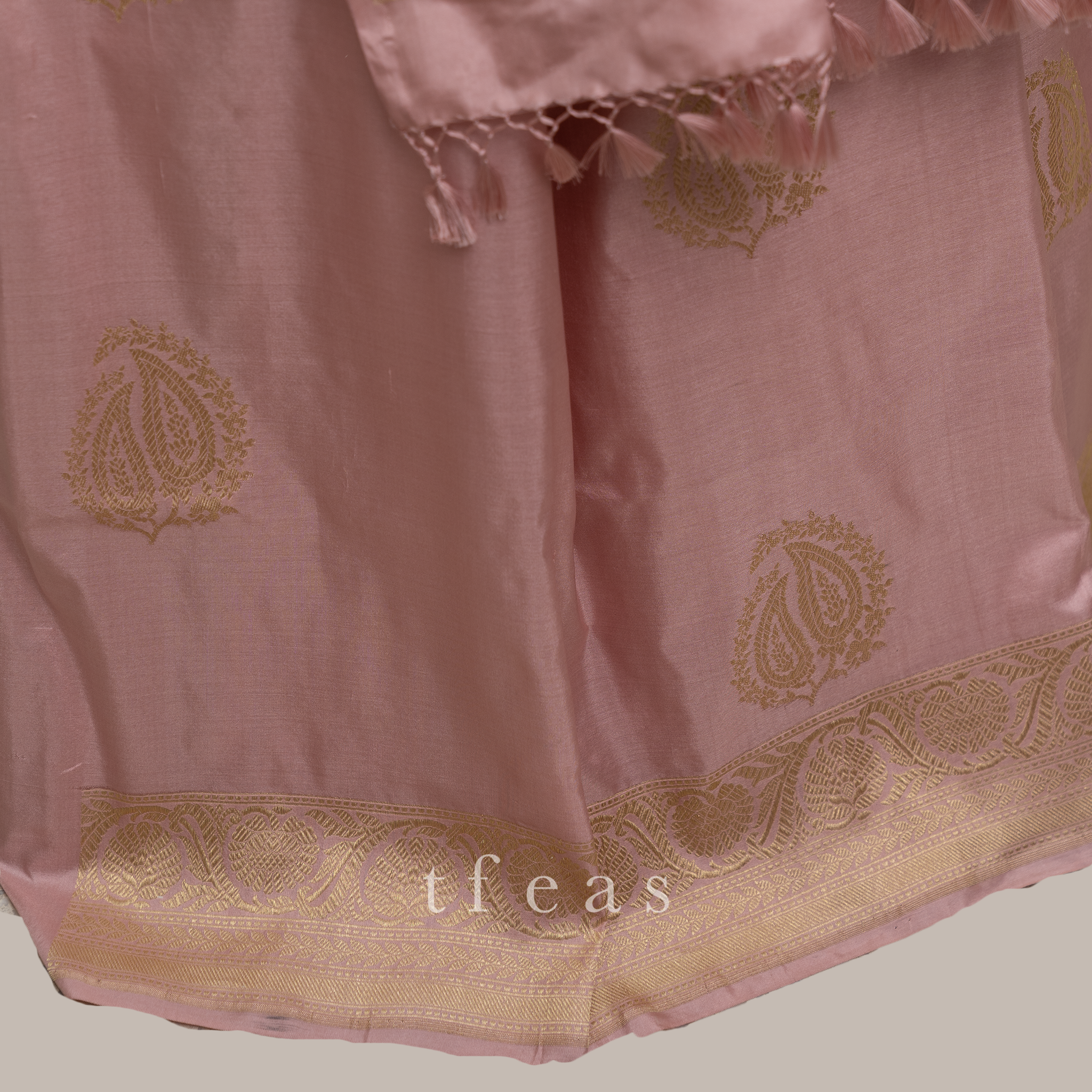 English Rose Khadwa Benarasi