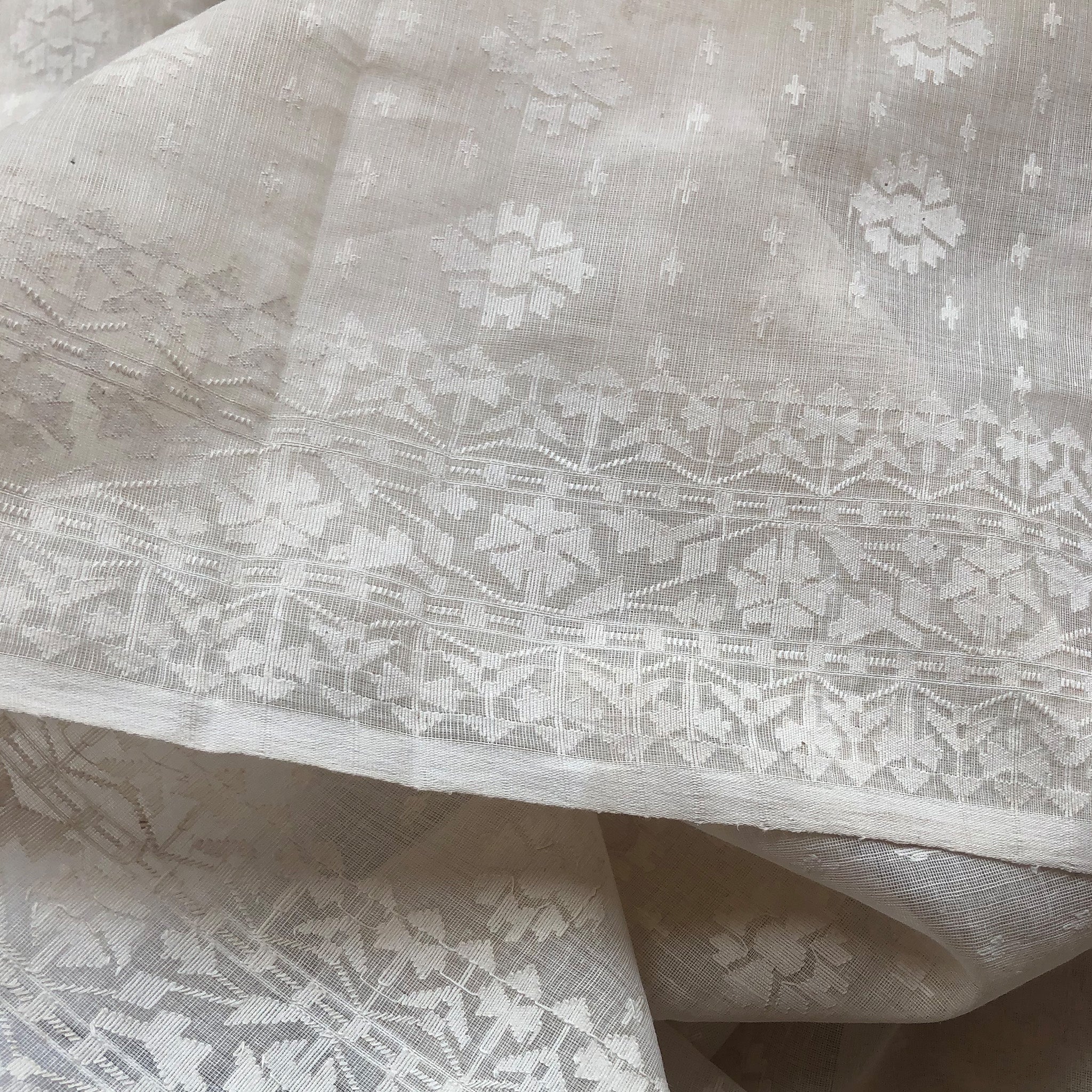 Pre Order: 200 count White Dhakai Jamdani Saree